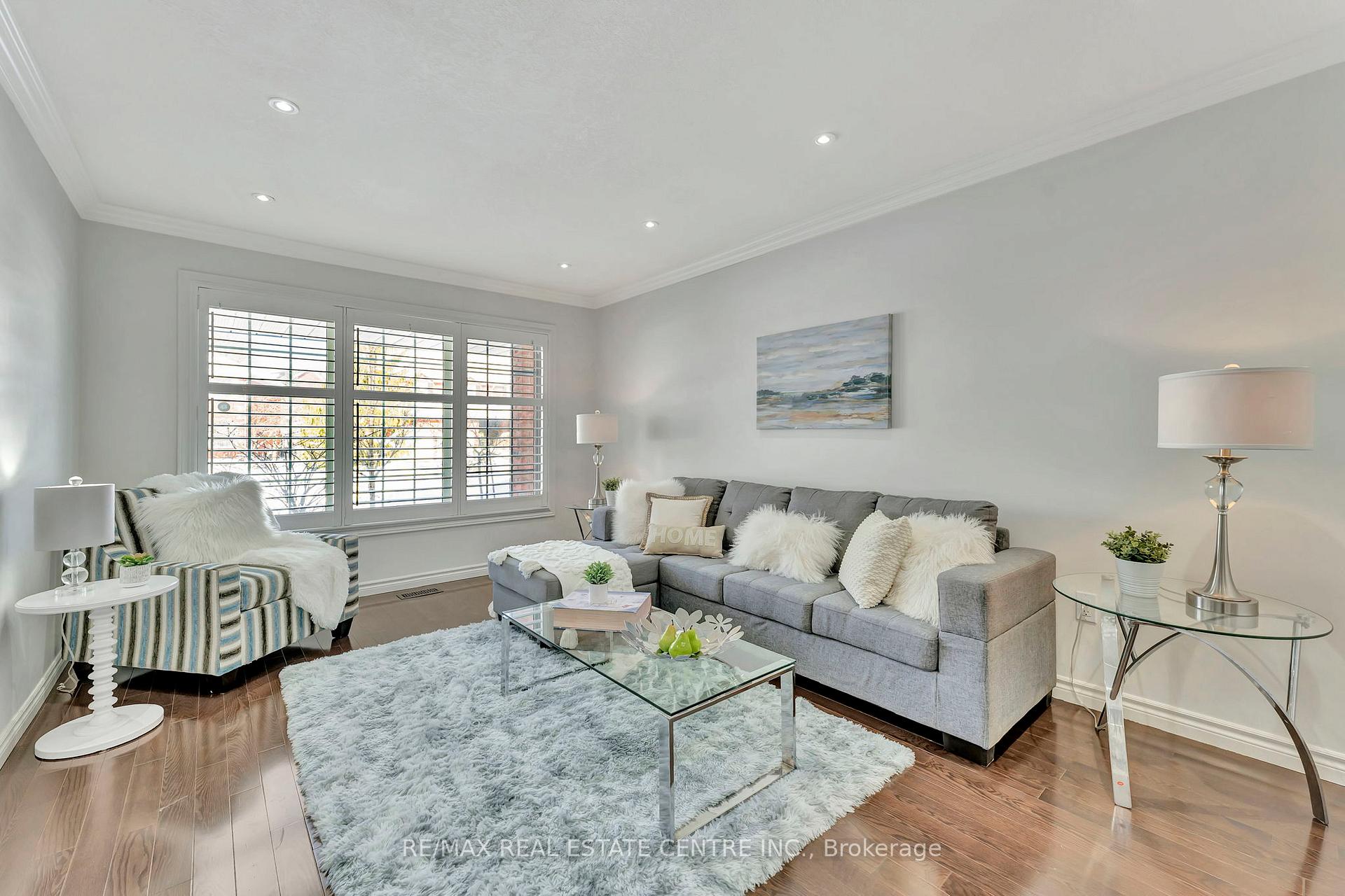 Photo 10 of 30 Hume Drive, Cambridge — HOMEH