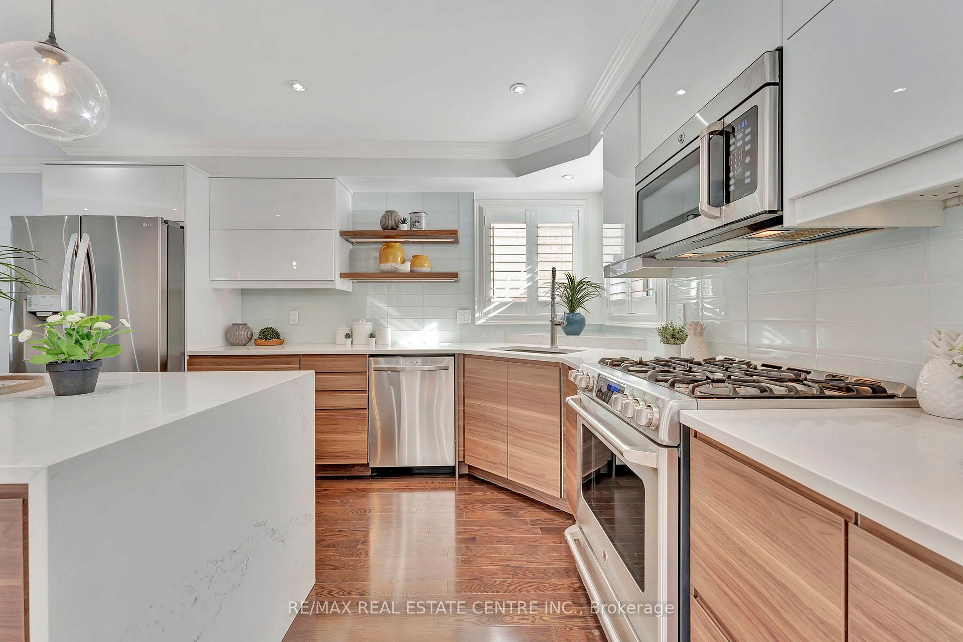 Photo 19 of 30 Hume Drive, Cambridge — HOMEH
