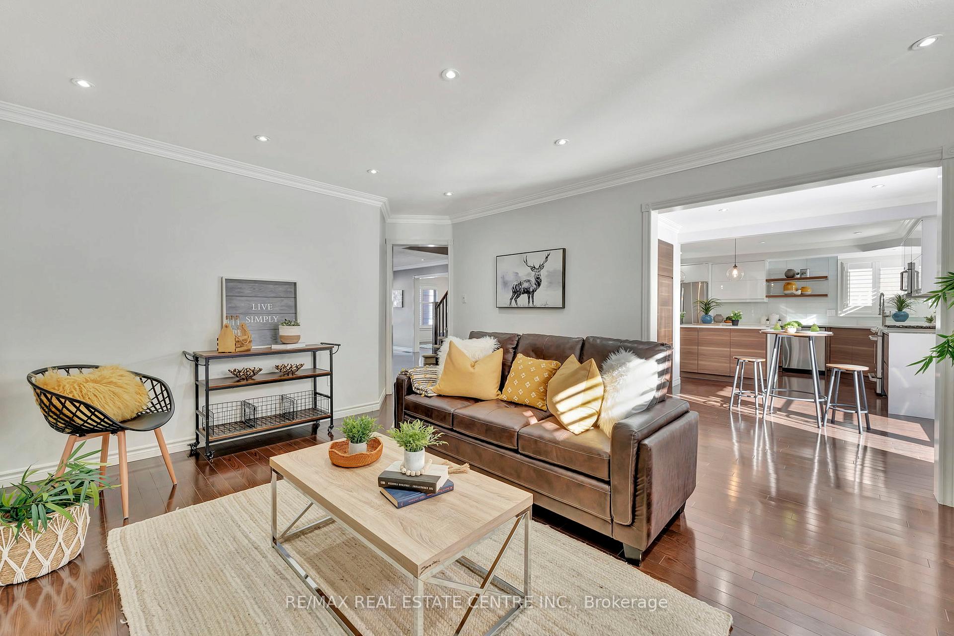Photo 28 of 30 Hume Drive, Cambridge — HOMEH