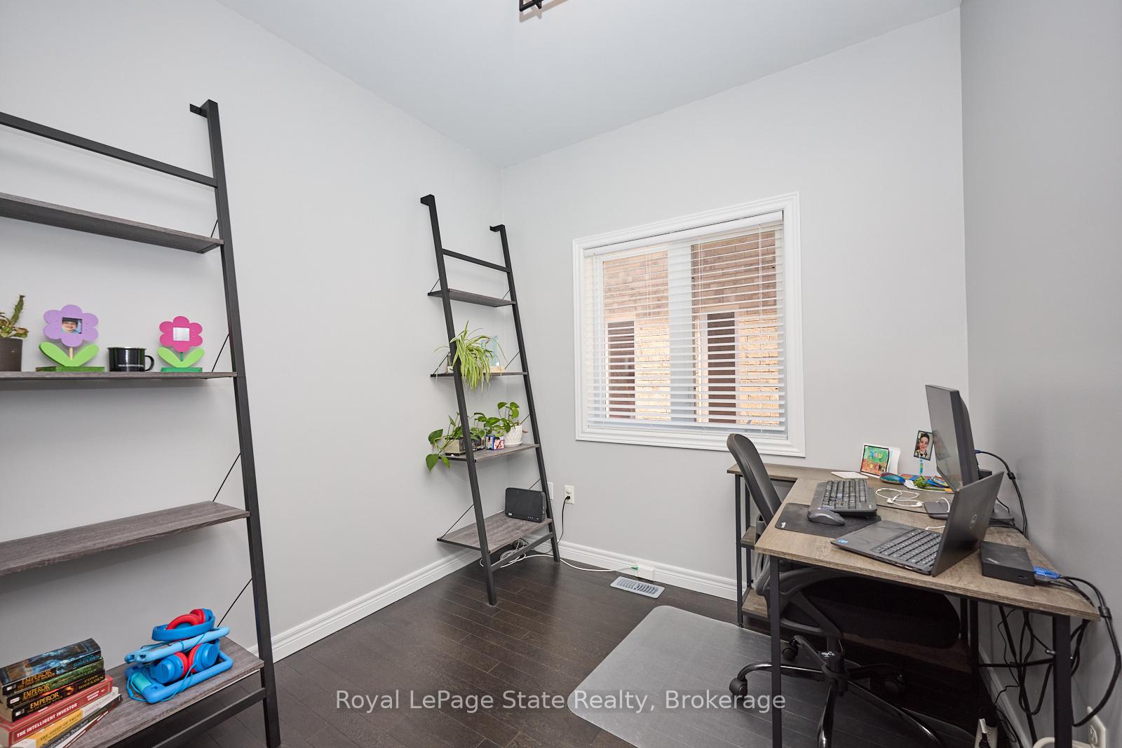 Photo 8 of 75 Westra Drive, Guelph, Willow West/Sugarbush/West Acres — HOMEH