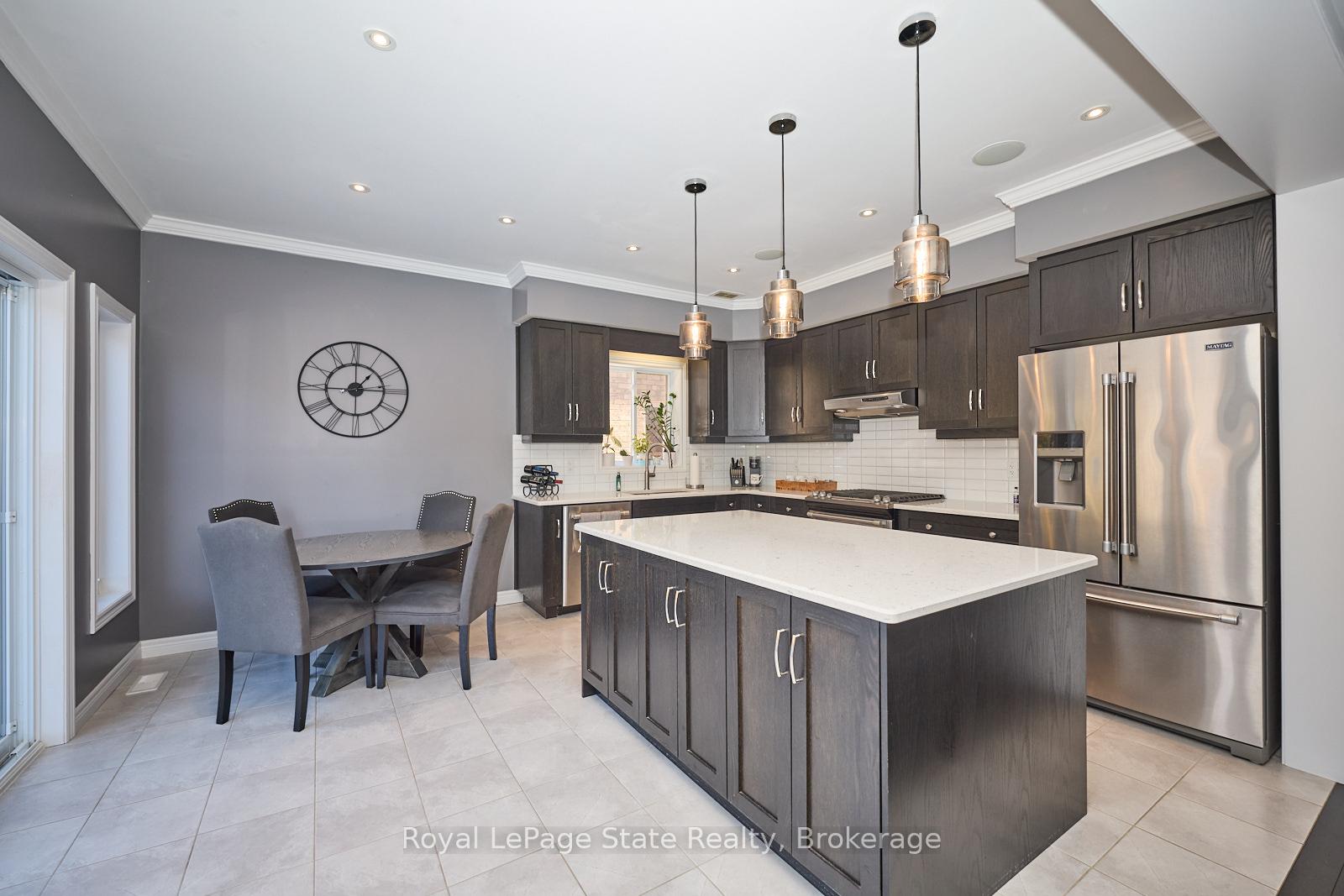 Photo 13 of 75 Westra Drive, Guelph, Willow West/Sugarbush/West Acres — HOMEH