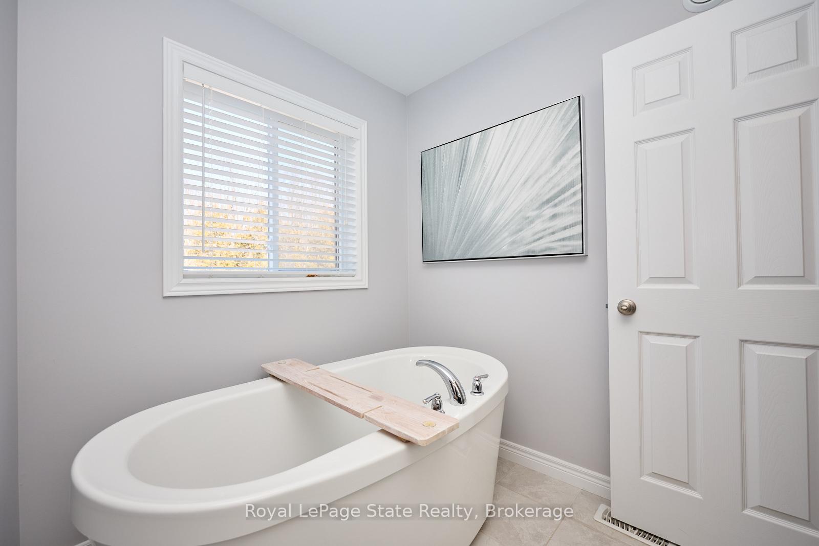 Photo 26 of 75 Westra Drive, Guelph, Willow West/Sugarbush/West Acres — HOMEH