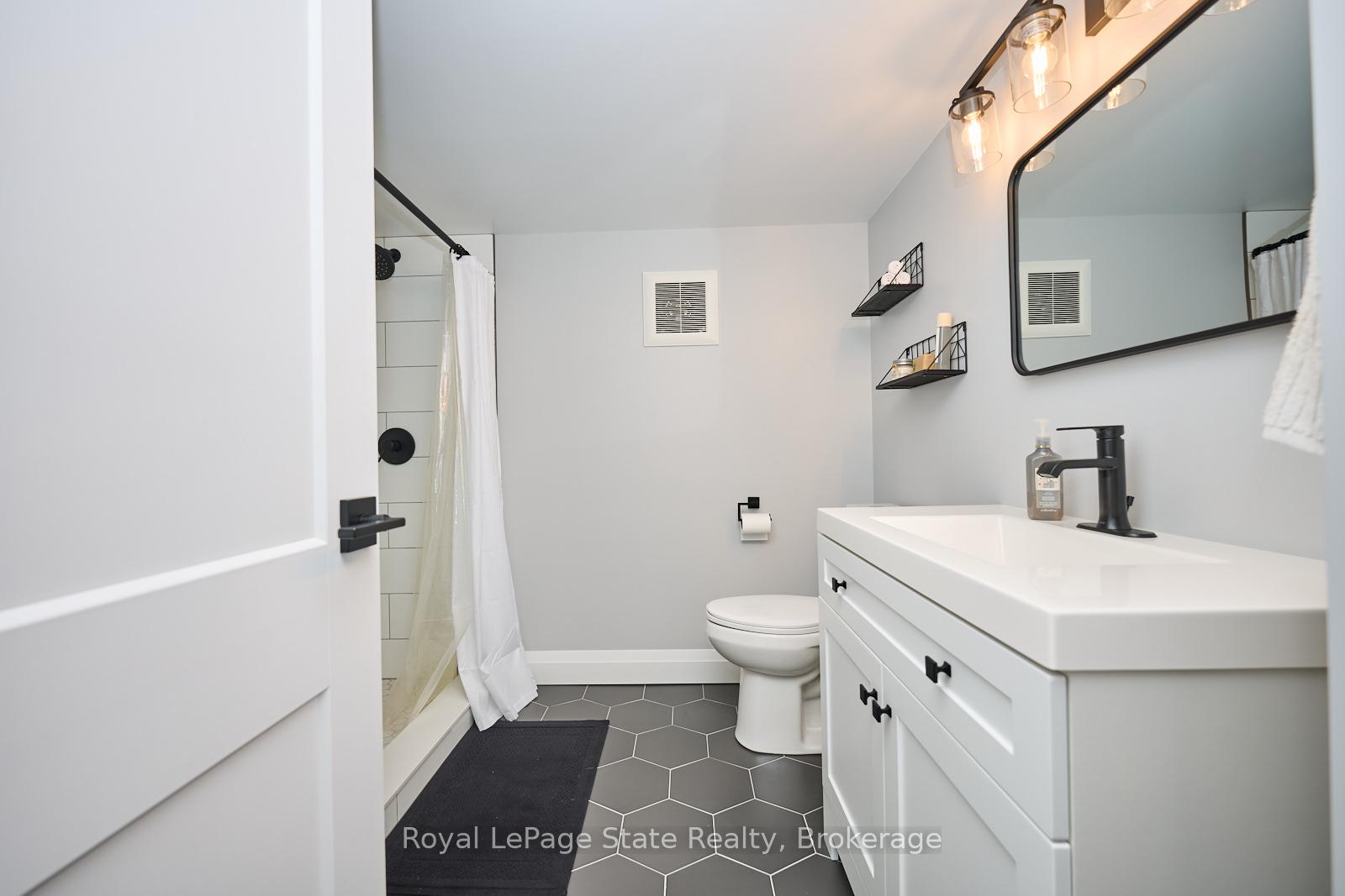 Photo 37 of 75 Westra Drive, Guelph, Willow West/Sugarbush/West Acres — HOMEH