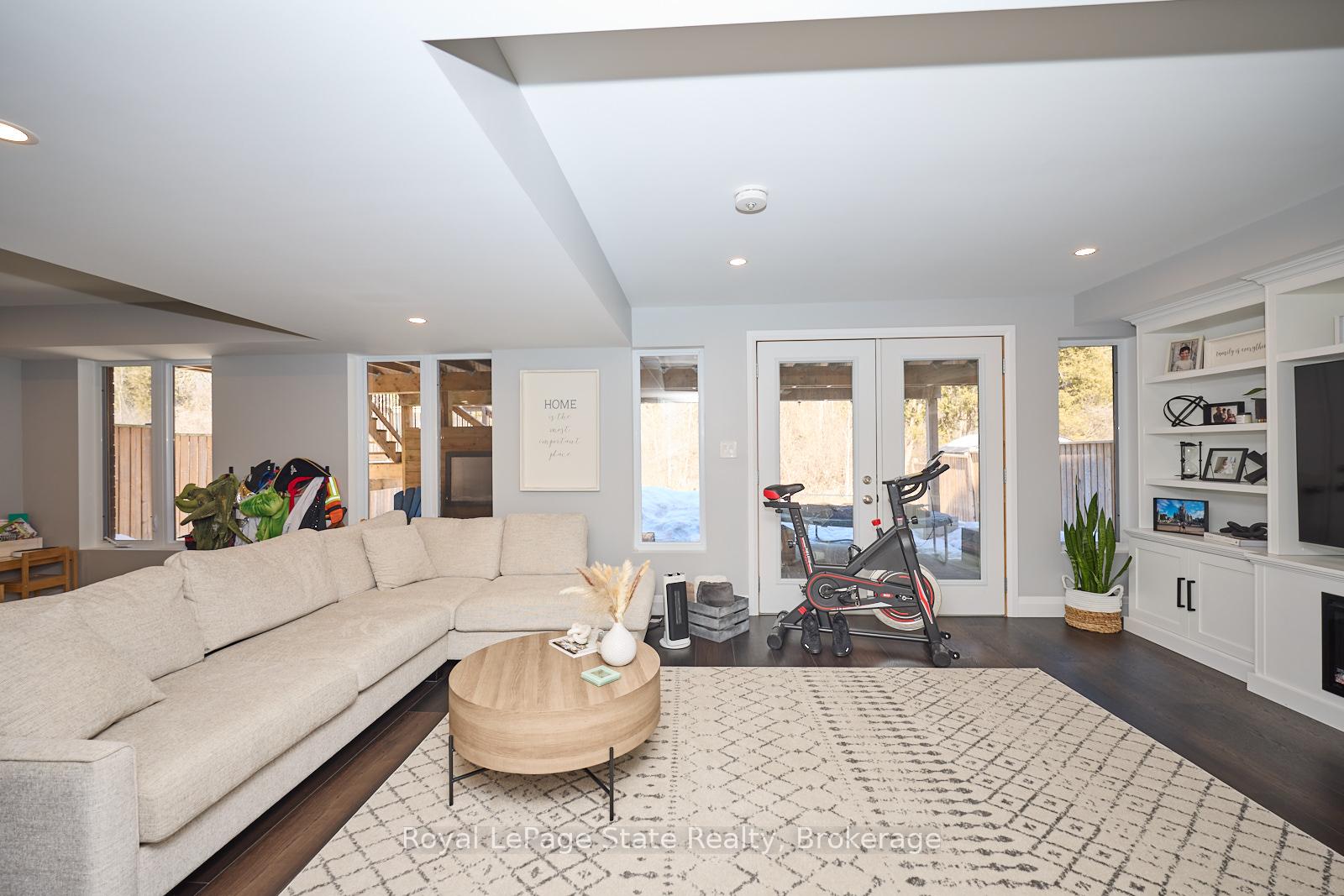 Photo 39 of 75 Westra Drive, Guelph, Willow West/Sugarbush/West Acres — HOMEH