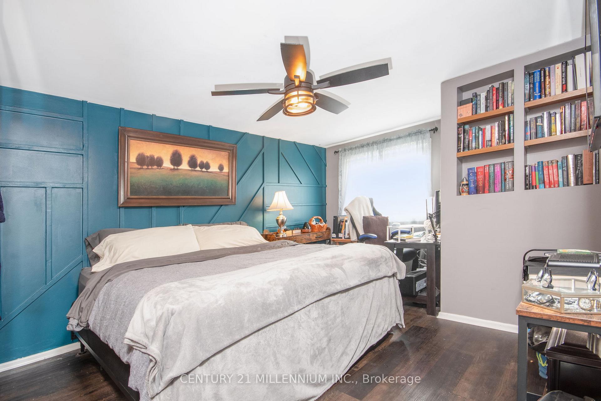 Photo 14 of 74 Pinelands Avenue, Hamilton, Lakeshore — HOMEH
