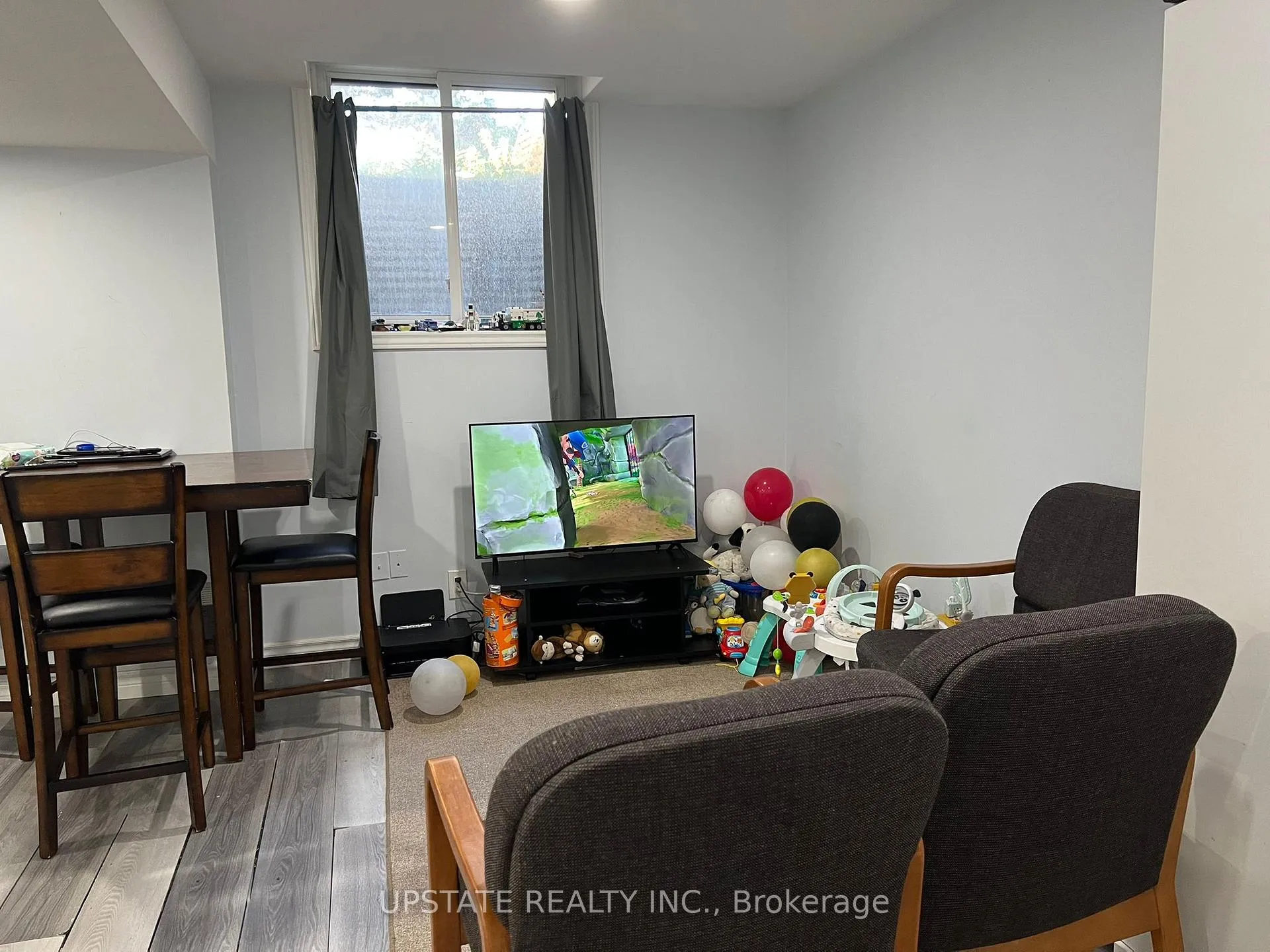 Photo 3 of Unit Basement, 48 Cowan Road, Brampton, Brampton West — HOMEH