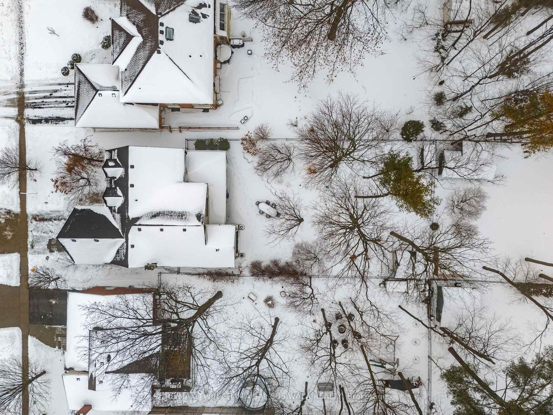 Photo 3 of 459 Winston Boulevard, Cambridge — HOMEH