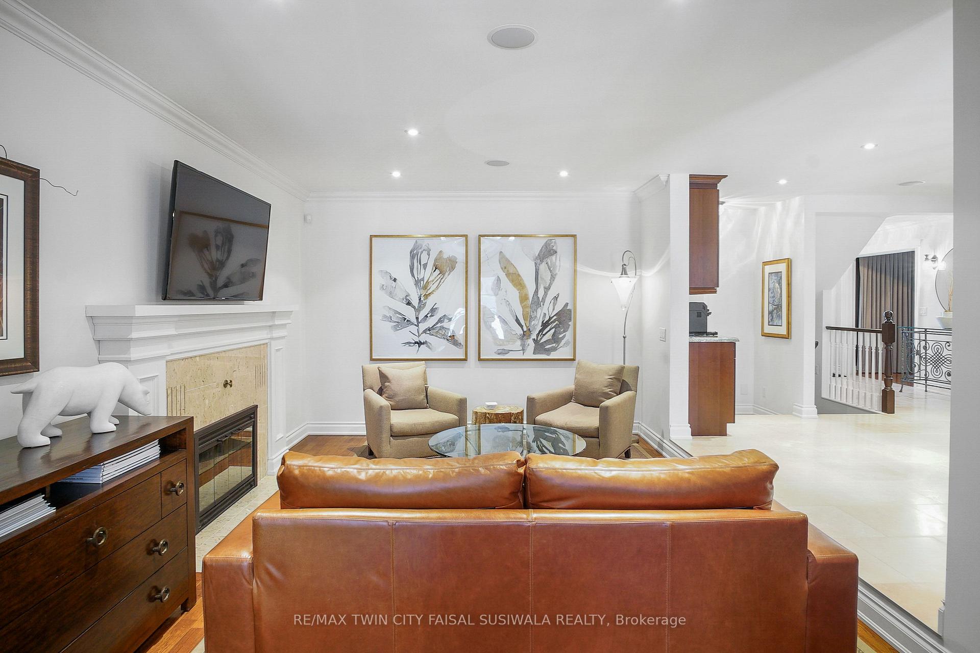 Photo 22 of 459 Winston Boulevard, Cambridge — HOMEH