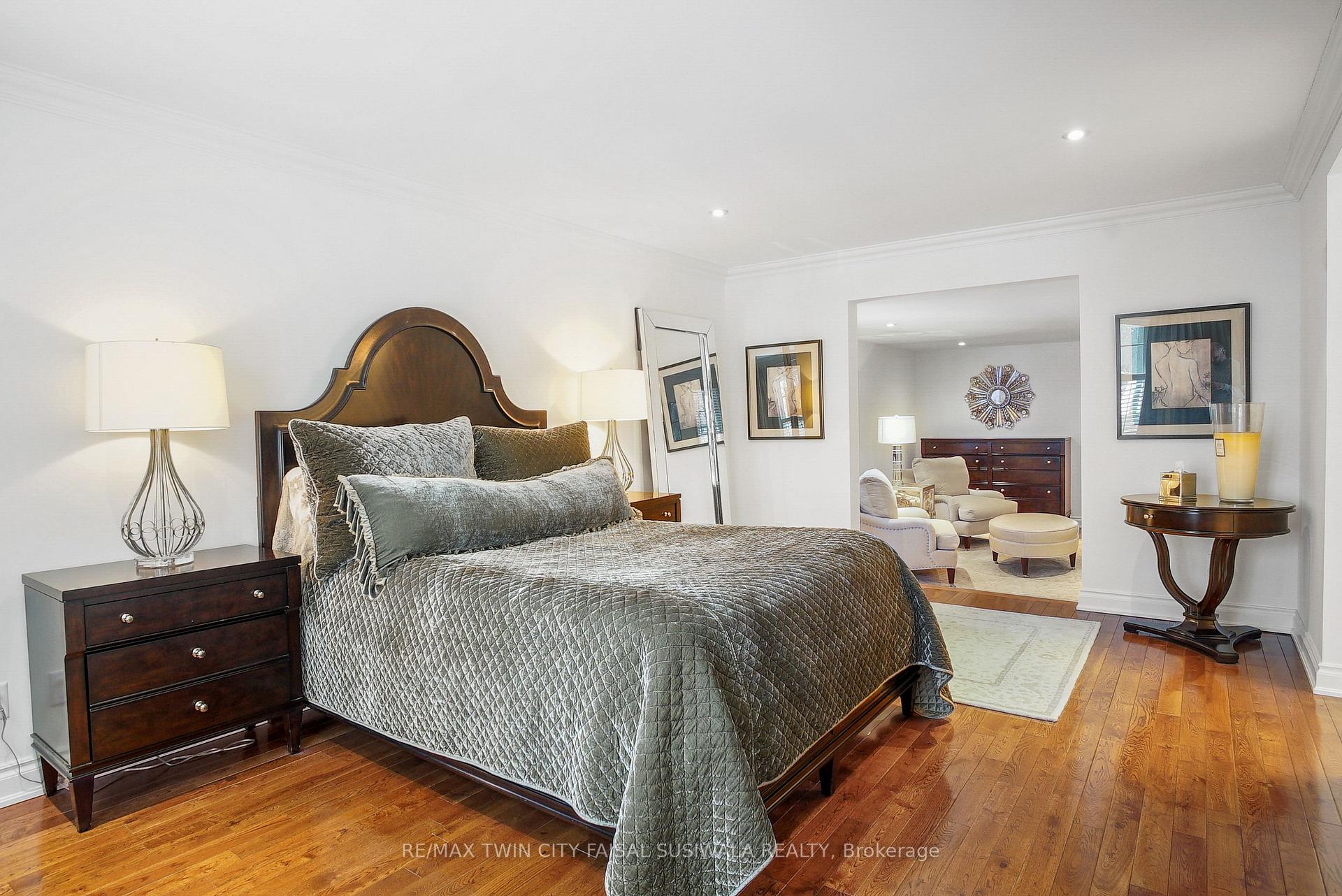 Photo 28 of 459 Winston Boulevard, Cambridge — HOMEH