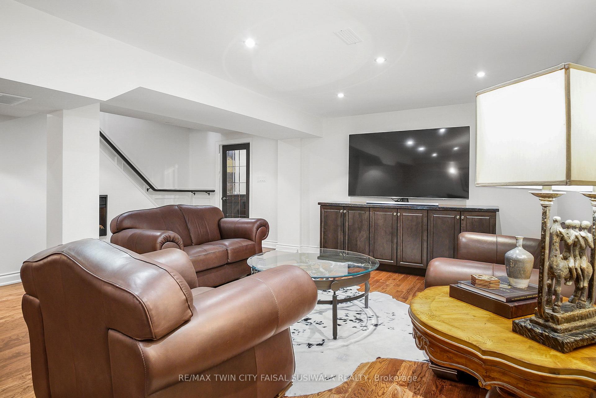 Photo 40 of 459 Winston Boulevard, Cambridge — HOMEH