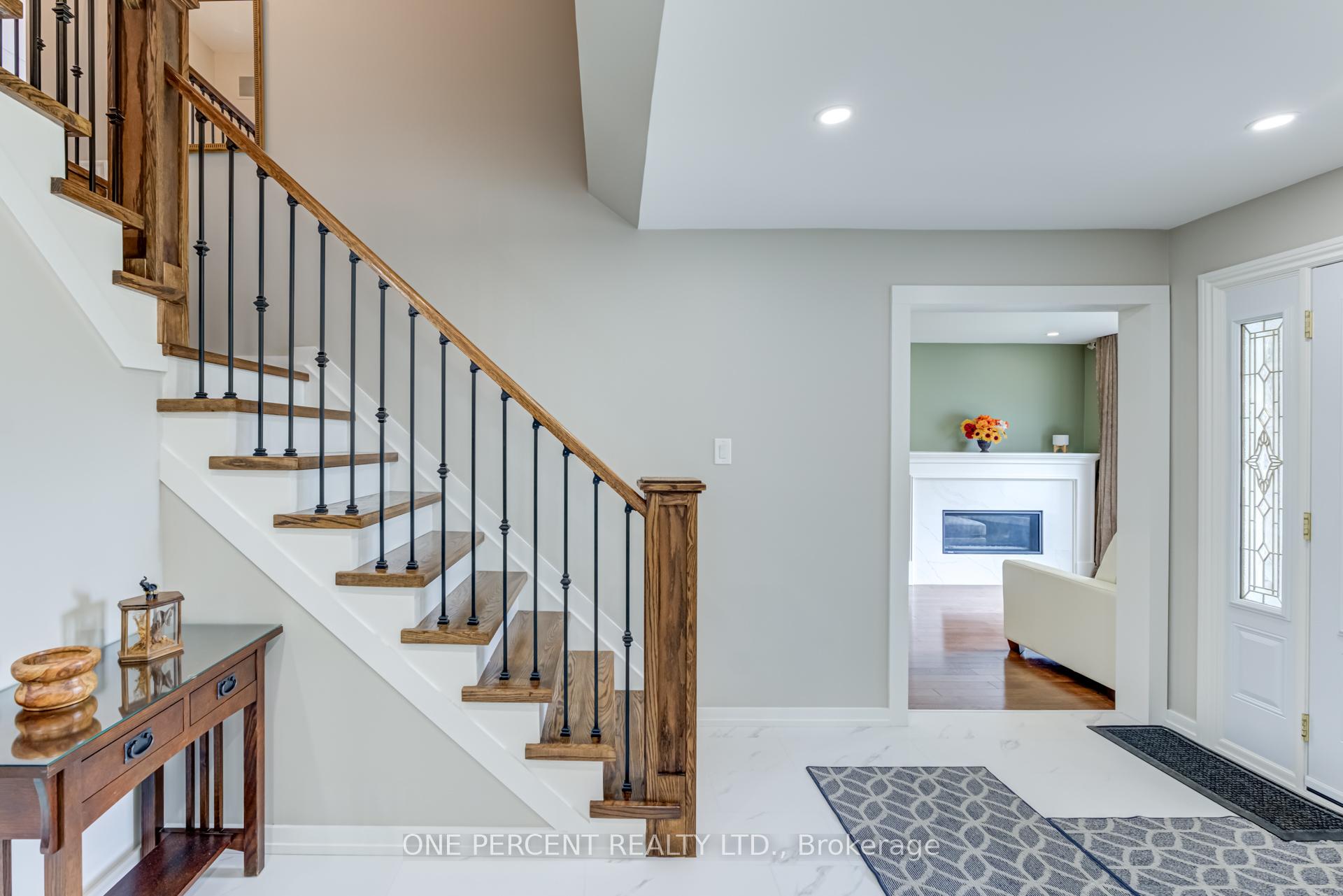 Photo 8 of 4 Culpepper Court, Caledon, Bolton North — HOMEH