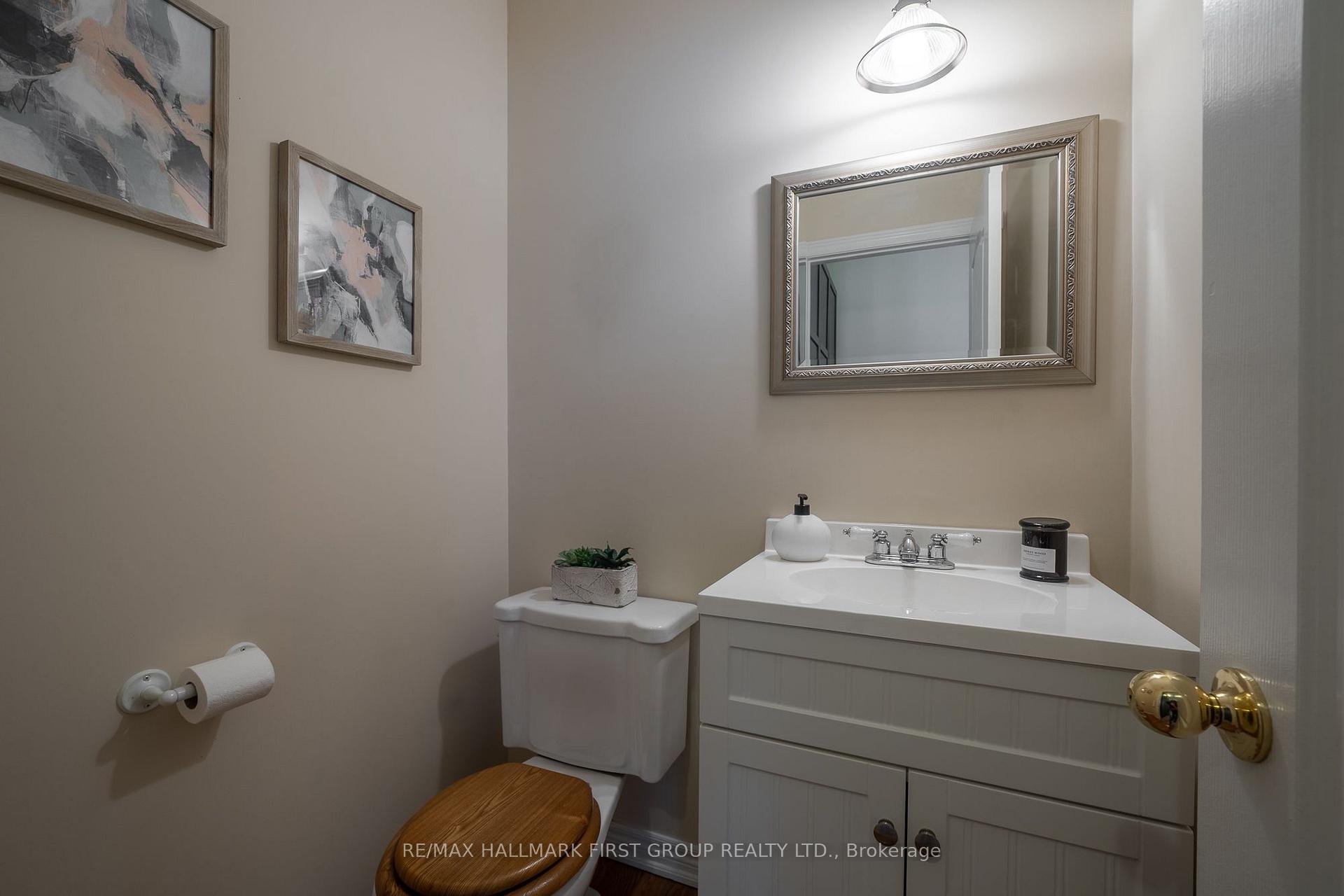 Photo 9 of 963 Lake Drive E, Georgina, Sutton & Jackson's Point — HOMEH
