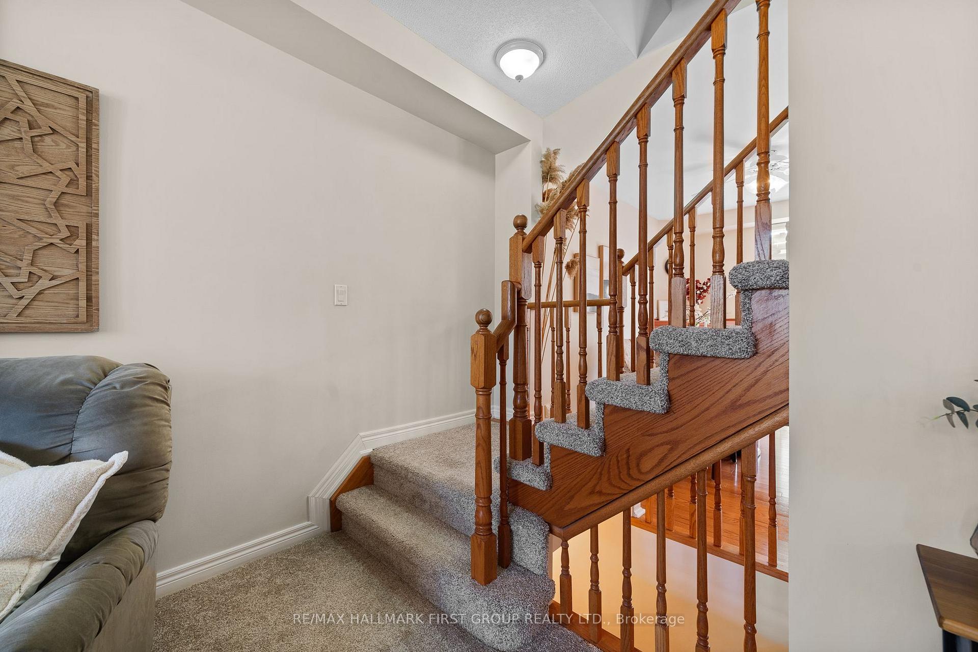 Photo 17 of 963 Lake Drive E, Georgina, Sutton & Jackson's Point — HOMEH