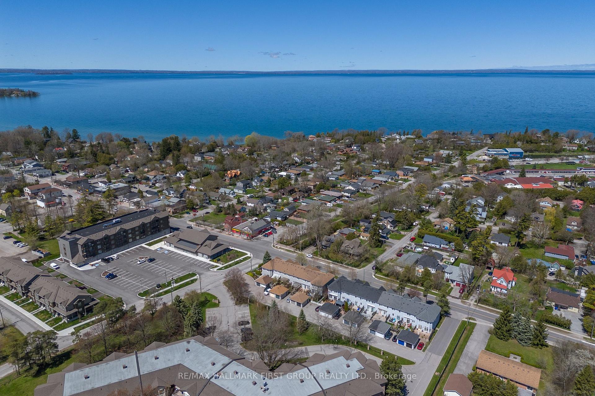 Photo 35 of 963 Lake Drive E, Georgina, Sutton & Jackson's Point — HOMEH