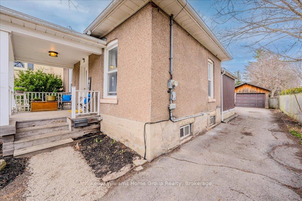 Photo 28 of 39 Central Street, Guelph, Exhibition Park — HOMEH