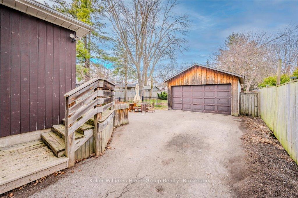 Photo 29 of 39 Central Street, Guelph, Exhibition Park — HOMEH