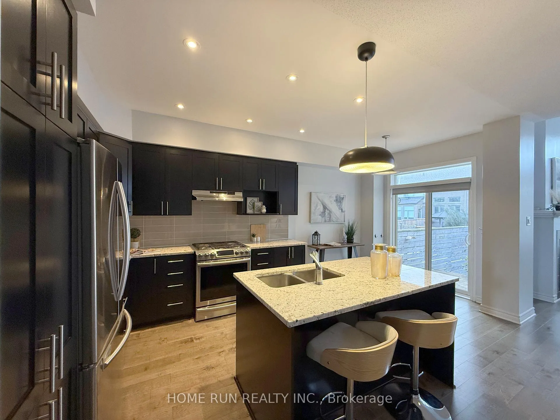 Photo 4 of 781 Brian Good Avenue, Ottawa, Riverside South/Gloucester Glen — HOMEH