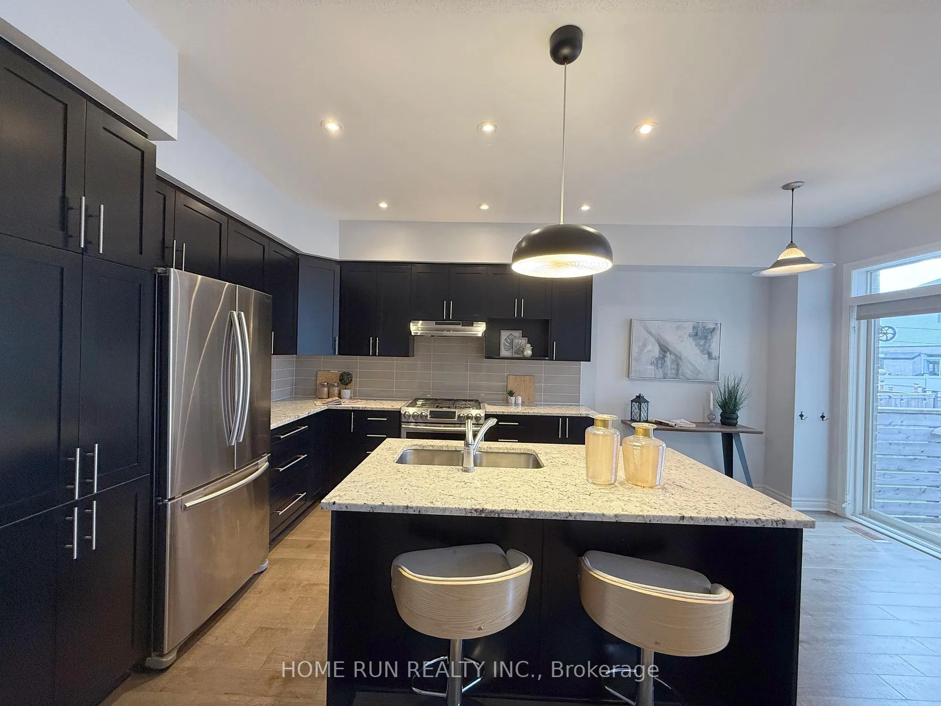 Photo 5 of 781 Brian Good Avenue, Ottawa, Riverside South/Gloucester Glen — HOMEH