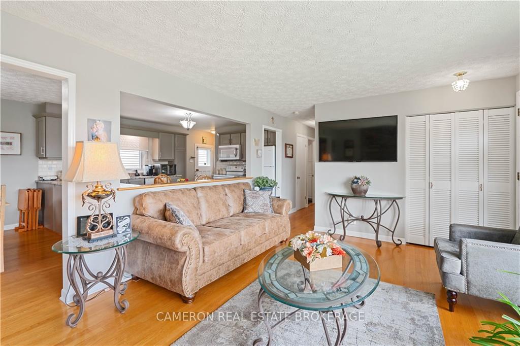 Photo 2 of 221 Leonia Street, Cornwall — HOMEH