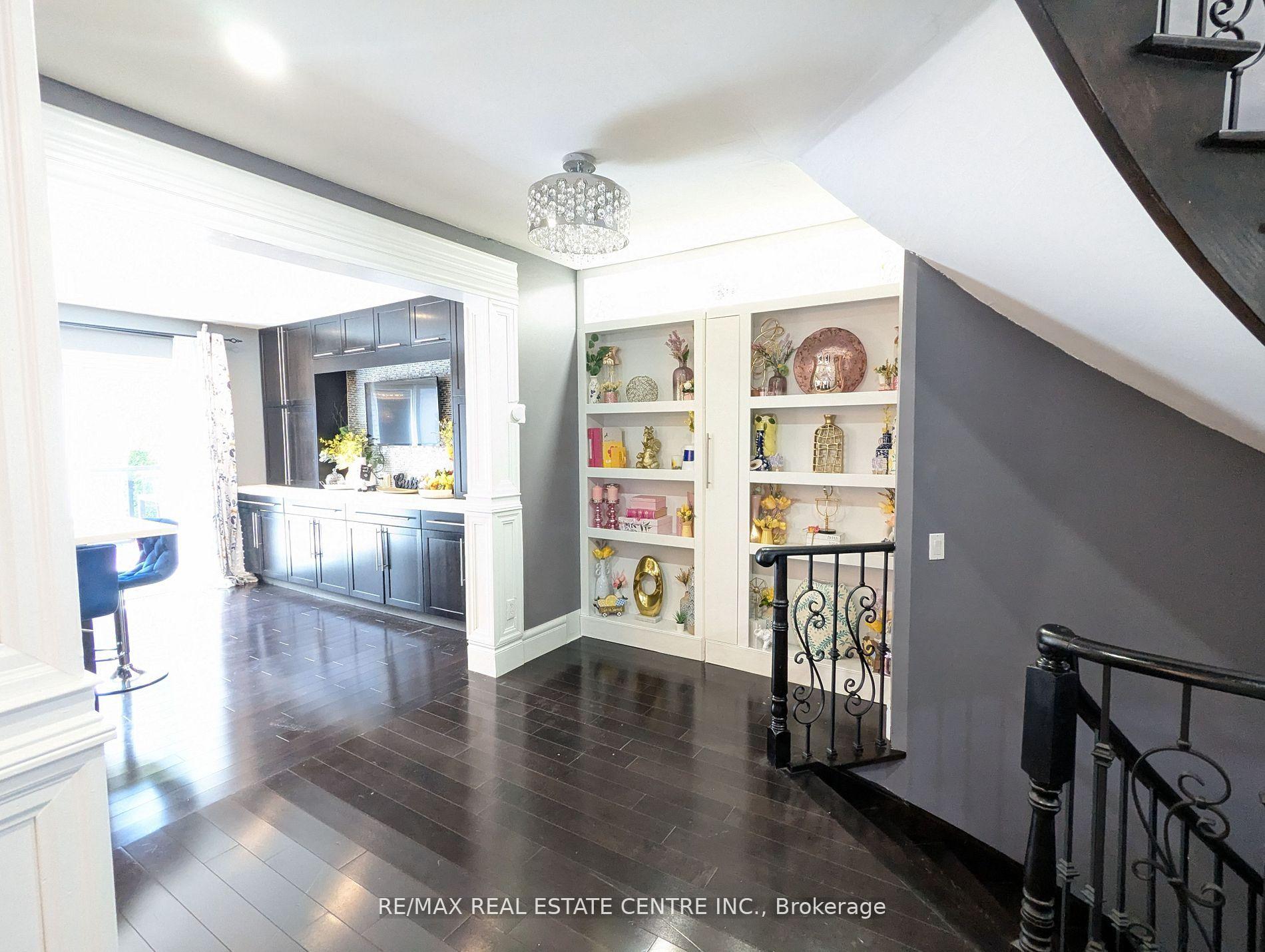 Photo 17 of 1 Brydon Crescent, Brampton, Northwood Park — HOMEH