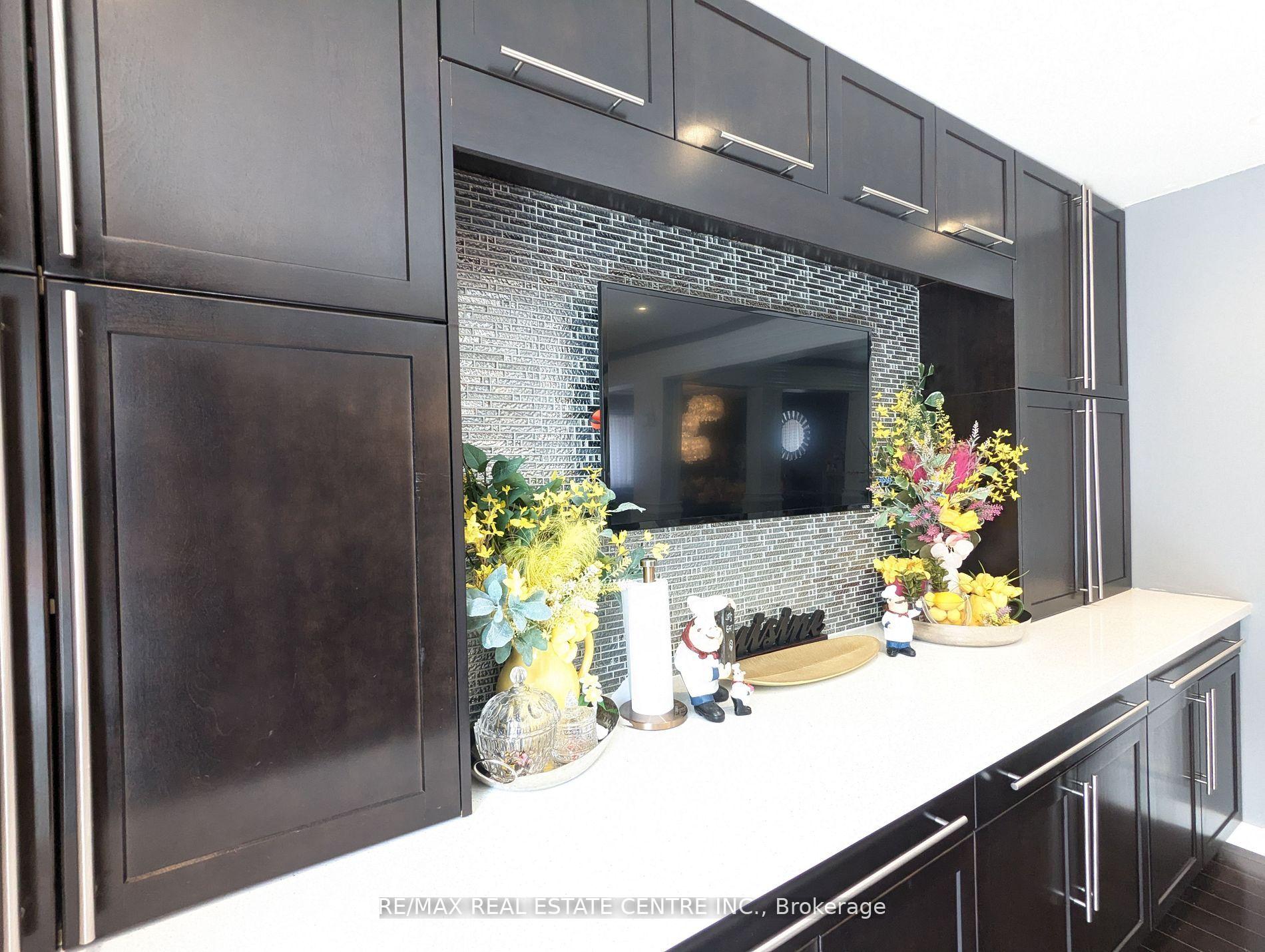 Photo 18 of 1 Brydon Crescent, Brampton, Northwood Park — HOMEH