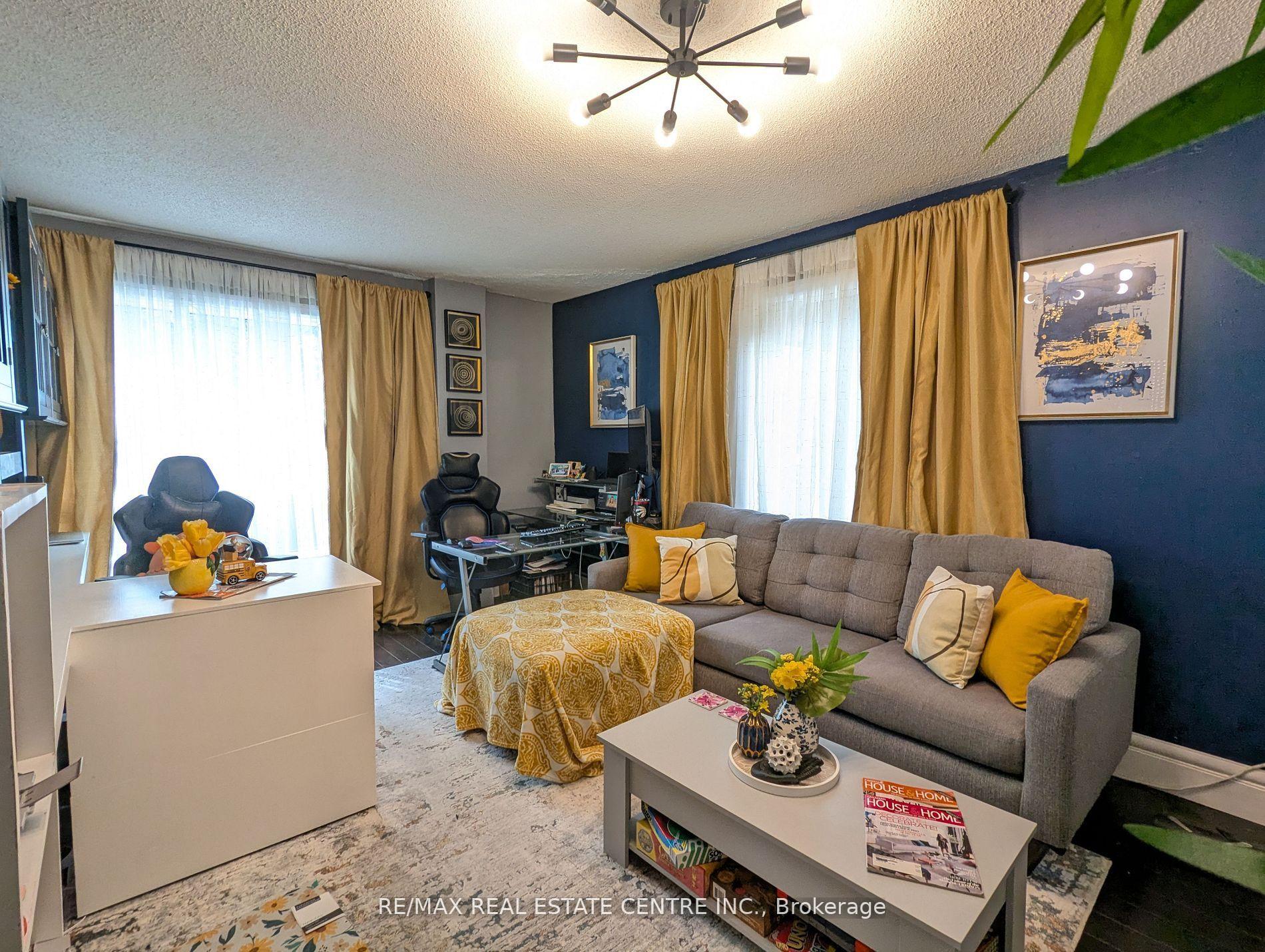 Photo 23 of 1 Brydon Crescent, Brampton, Northwood Park — HOMEH