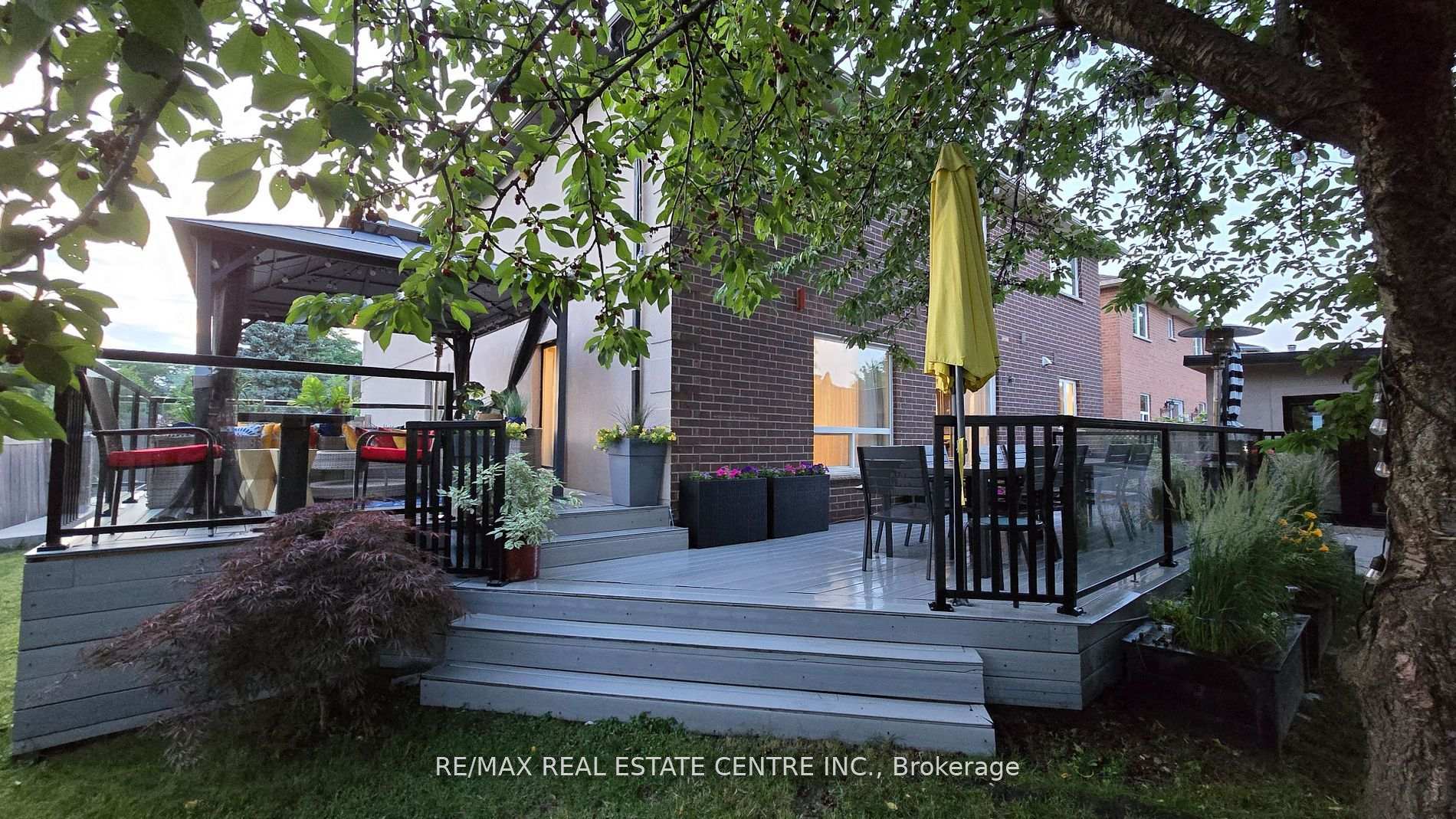 Photo 32 of 1 Brydon Crescent, Brampton, Northwood Park — HOMEH