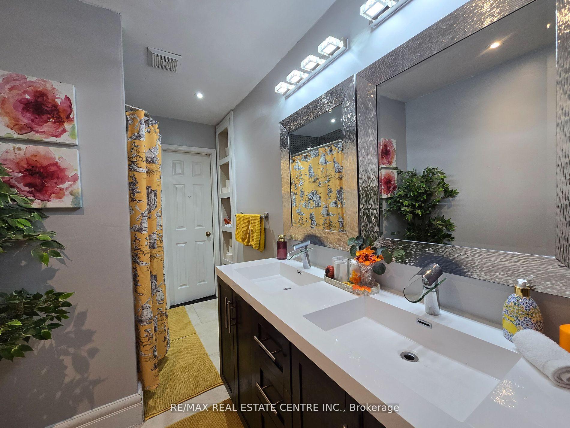 Photo 41 of 1 Brydon Crescent, Brampton, Northwood Park — HOMEH