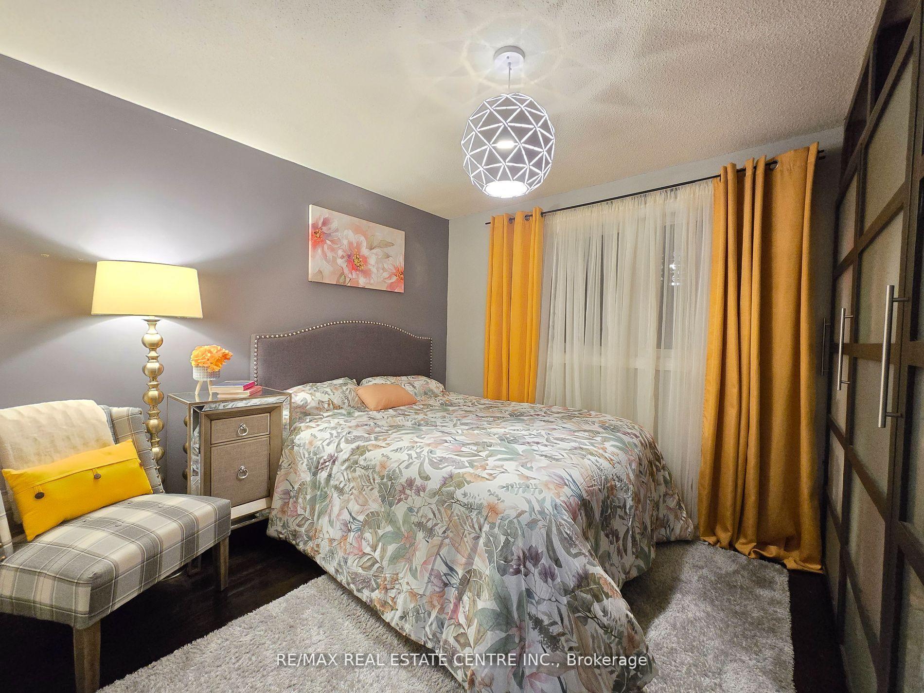 Photo 44 of 1 Brydon Crescent, Brampton, Northwood Park — HOMEH