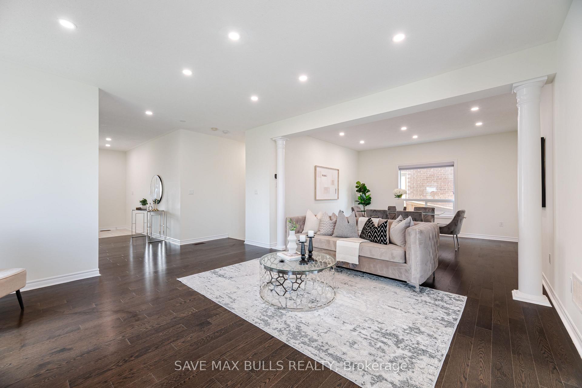 Photo 7 of 23 Kilpatrick Court, Clarington, Bowmanville — HOMEH