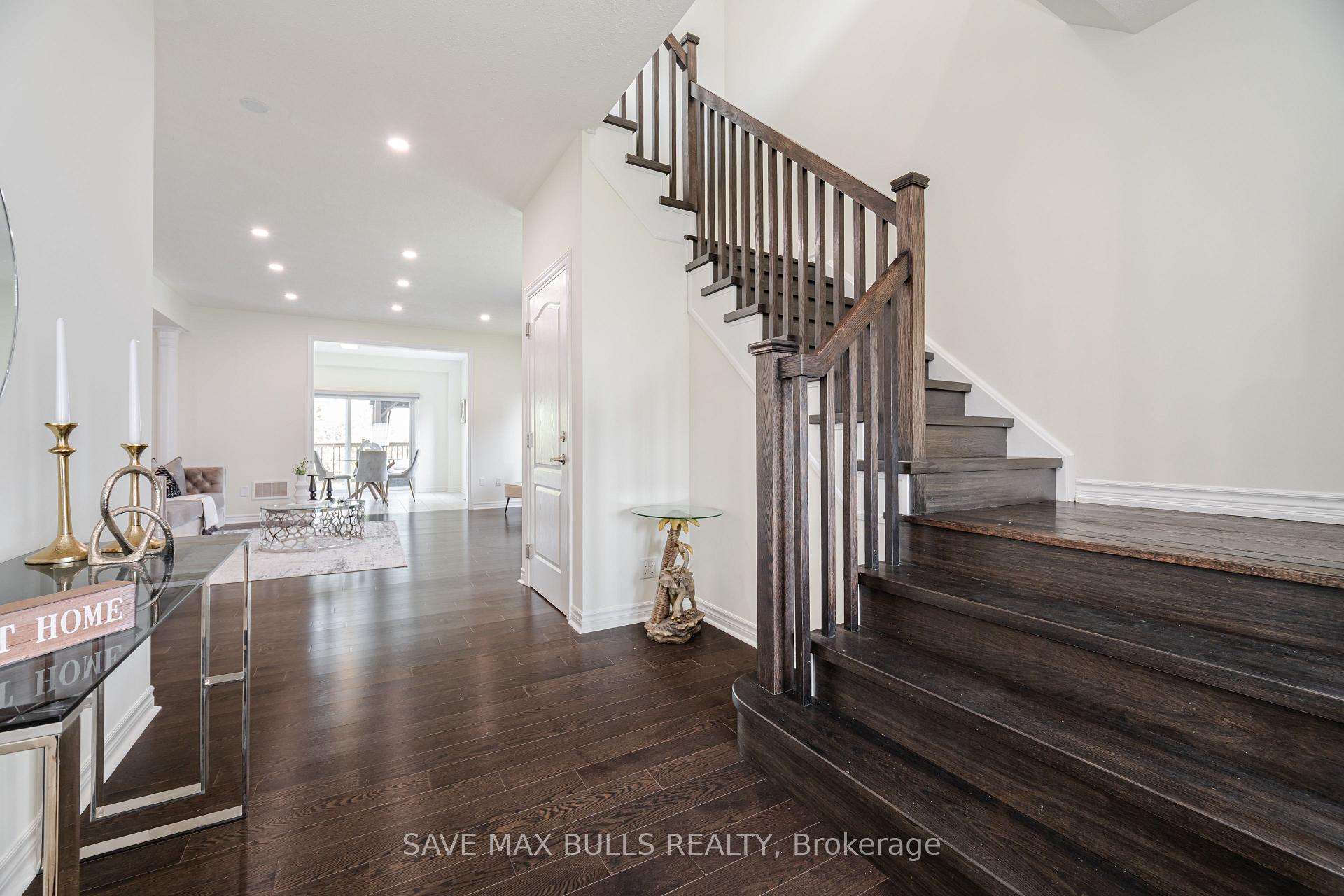 Photo 16 of 23 Kilpatrick Court, Clarington, Bowmanville — HOMEH