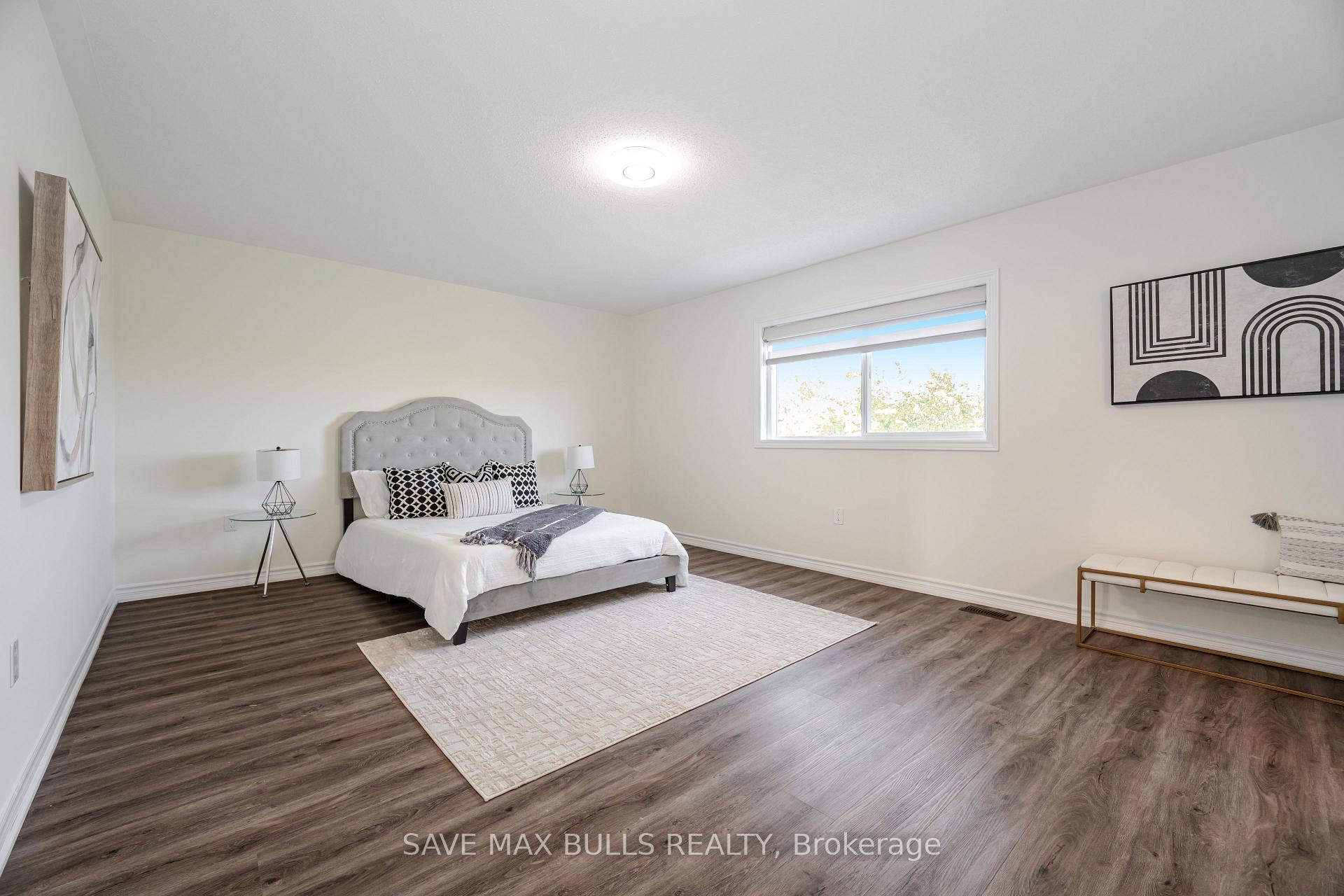 Photo 17 of 23 Kilpatrick Court, Clarington, Bowmanville — HOMEH