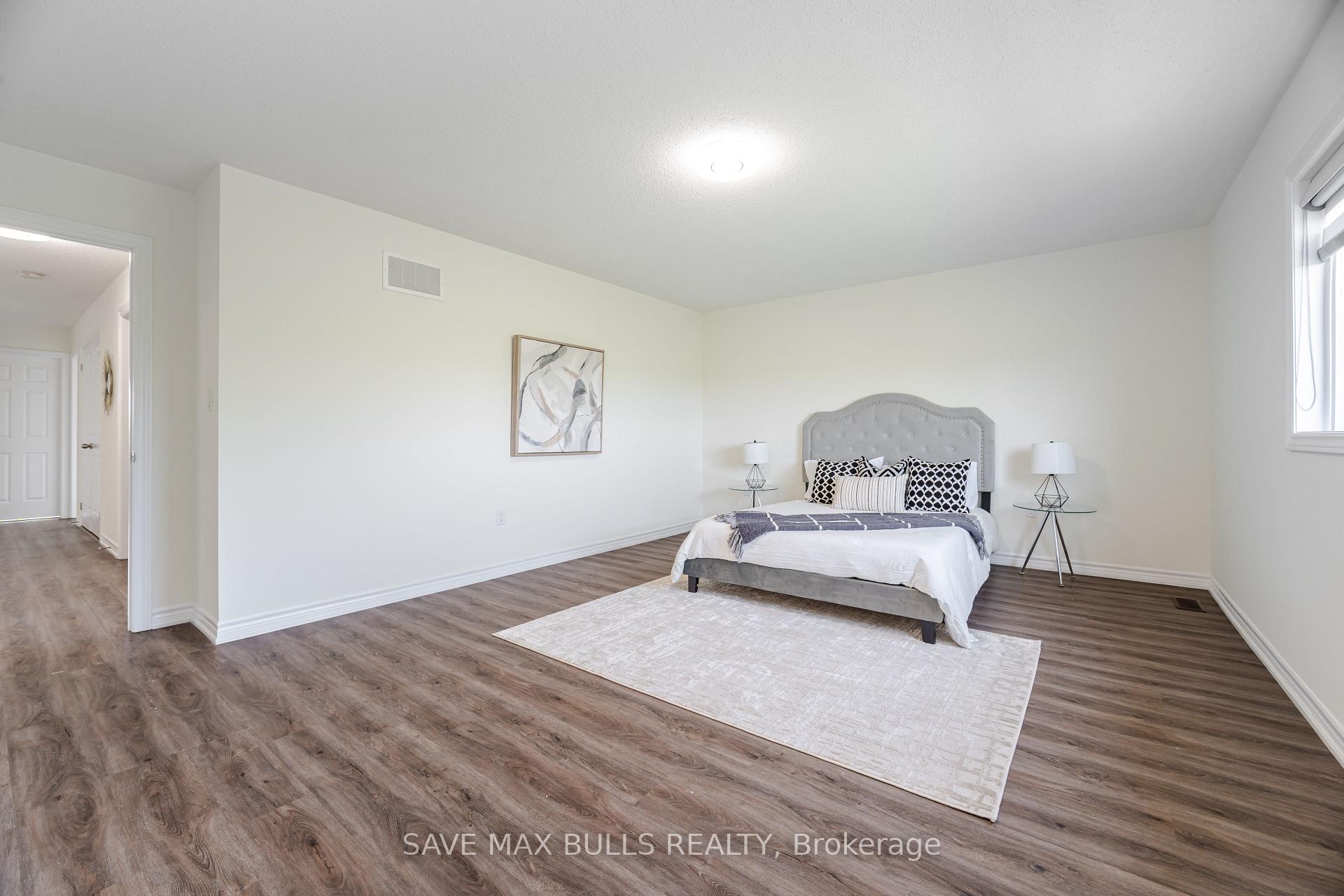 Photo 18 of 23 Kilpatrick Court, Clarington, Bowmanville — HOMEH