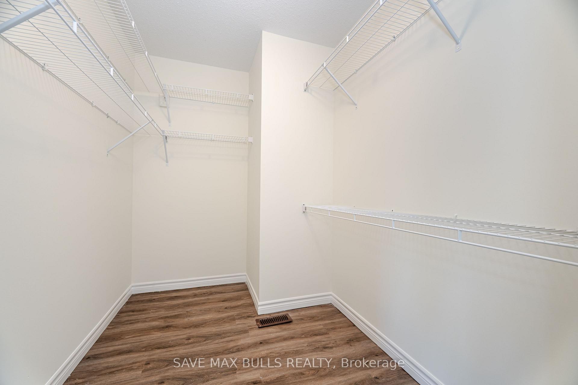 Photo 24 of 23 Kilpatrick Court, Clarington, Bowmanville — HOMEH