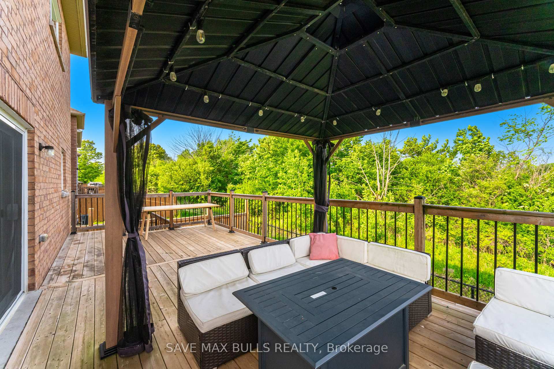 Photo 47 of 23 Kilpatrick Court, Clarington, Bowmanville — HOMEH