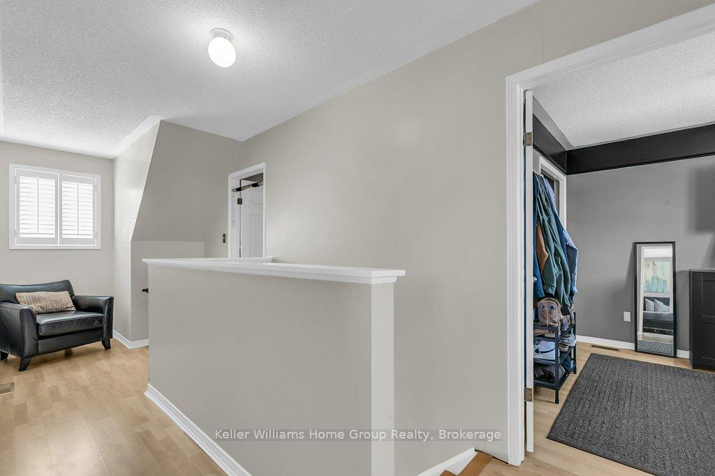 Photo 23 of 57 Flaherty Drive, Guelph, Willow West/Sugarbush/West Acres — HOMEH