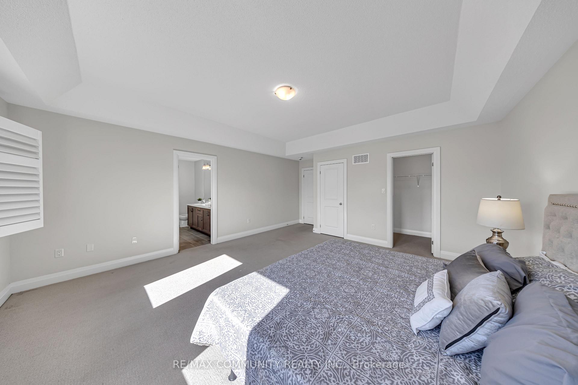Photo 38 of 209 Castle Oaks Crossing, Brampton, Bram East — HOMEH