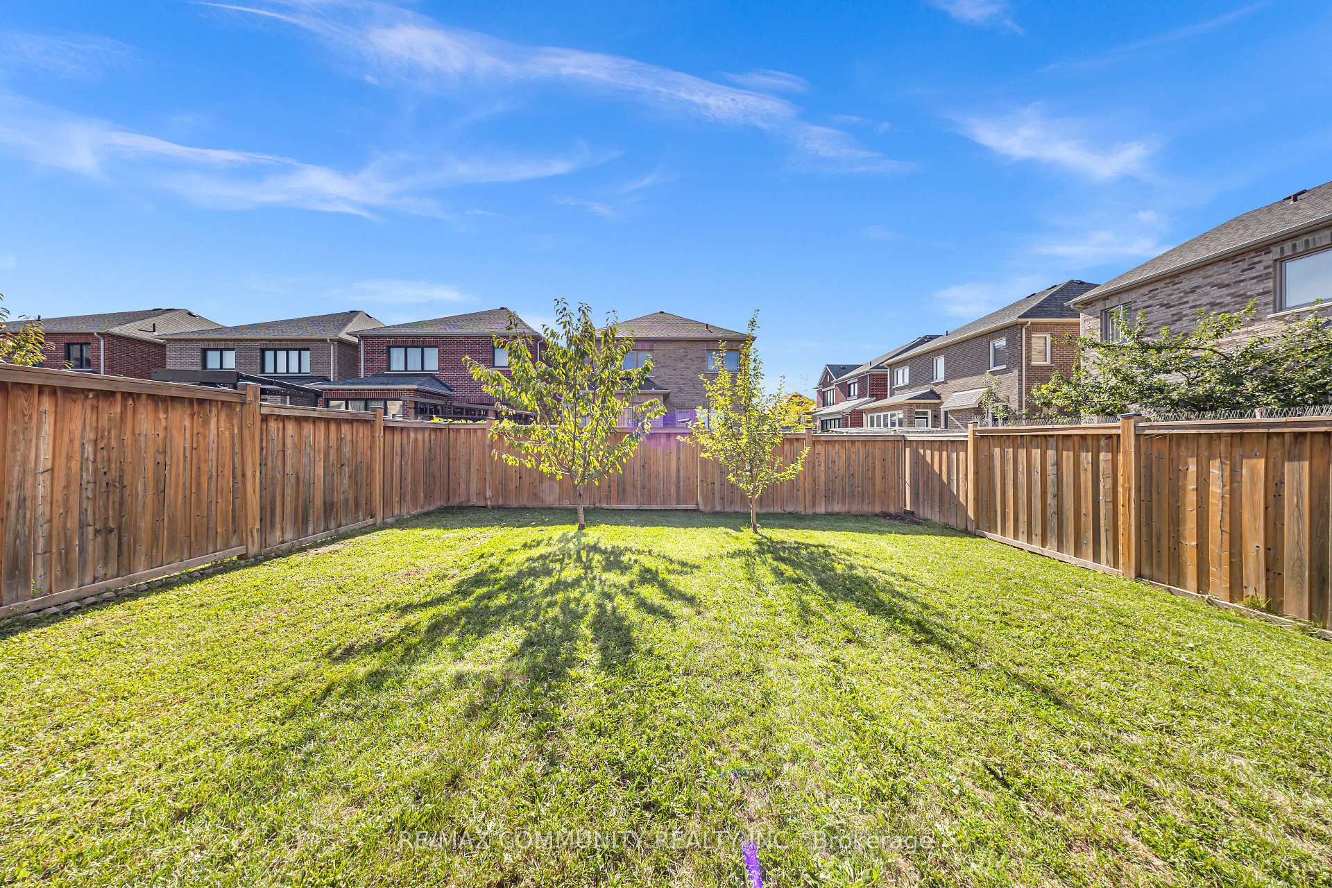 Photo 47 of 209 Castle Oaks Crossing, Brampton, Bram East — HOMEH