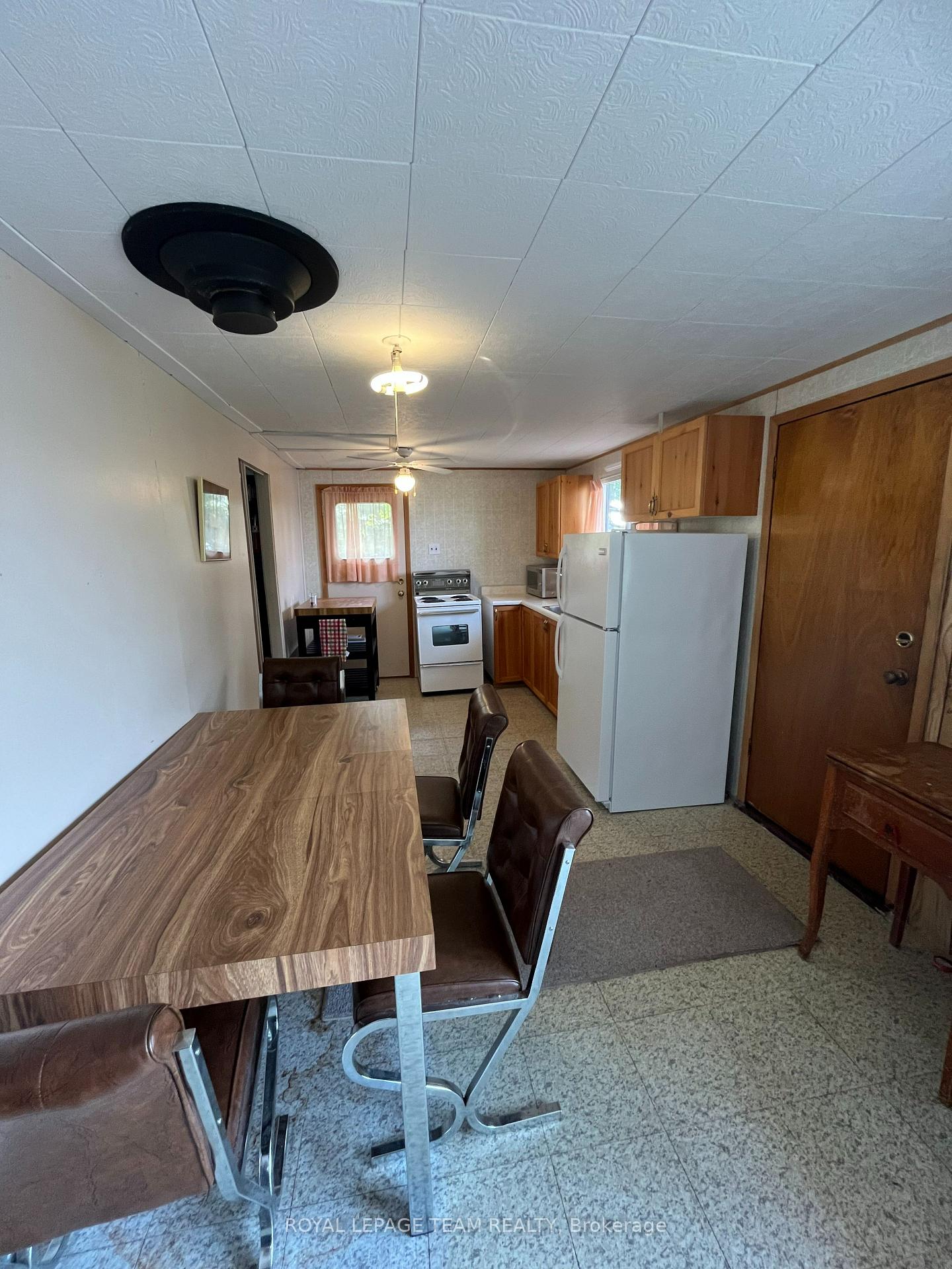 Photo 13 of 1088 Marsh View Dr S, Frontenac, Frontenac North — HOMEH