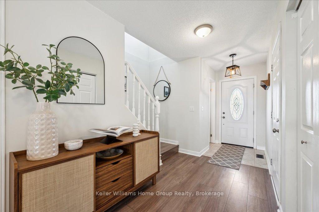 Photo 8 of 94 Starview Crescent, Guelph, Grange Road — HOMEH