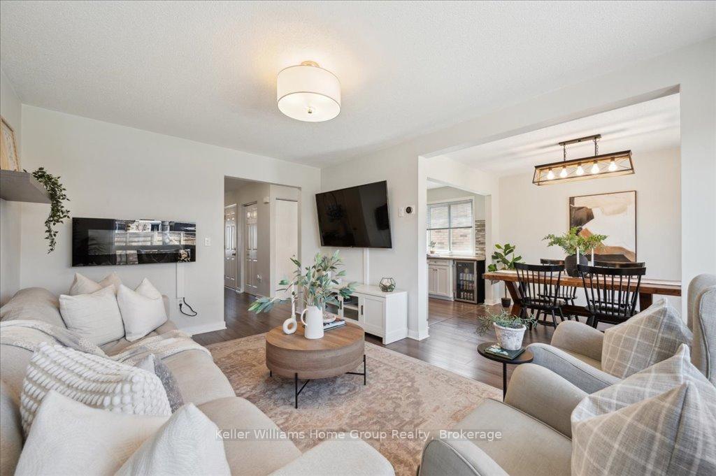 Photo 11 of 94 Starview Crescent, Guelph, Grange Road — HOMEH