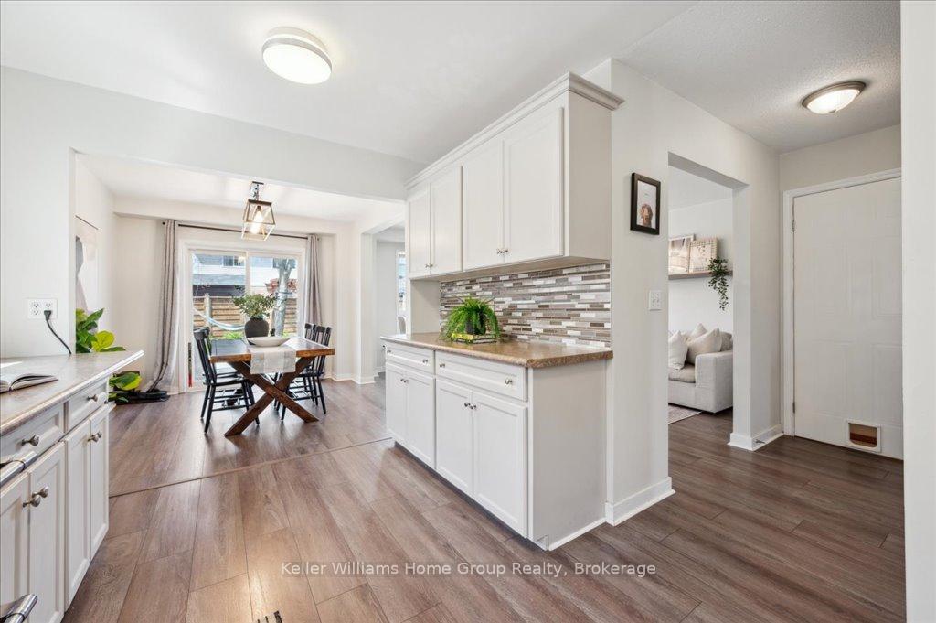 Photo 15 of 94 Starview Crescent, Guelph, Grange Road — HOMEH