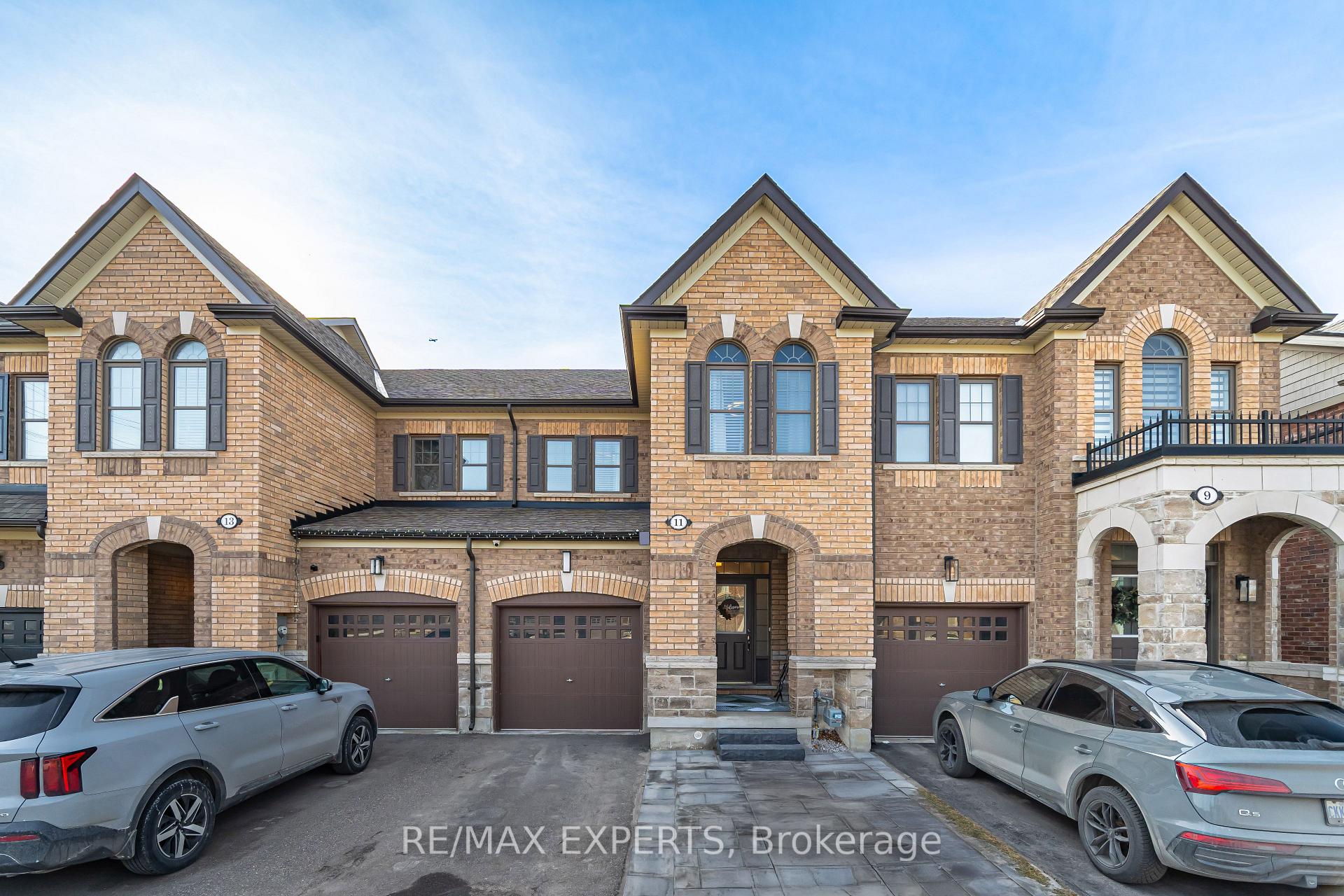 Photo 1 of 11 Tormore Road, Caledon, Bolton East — HOMEH