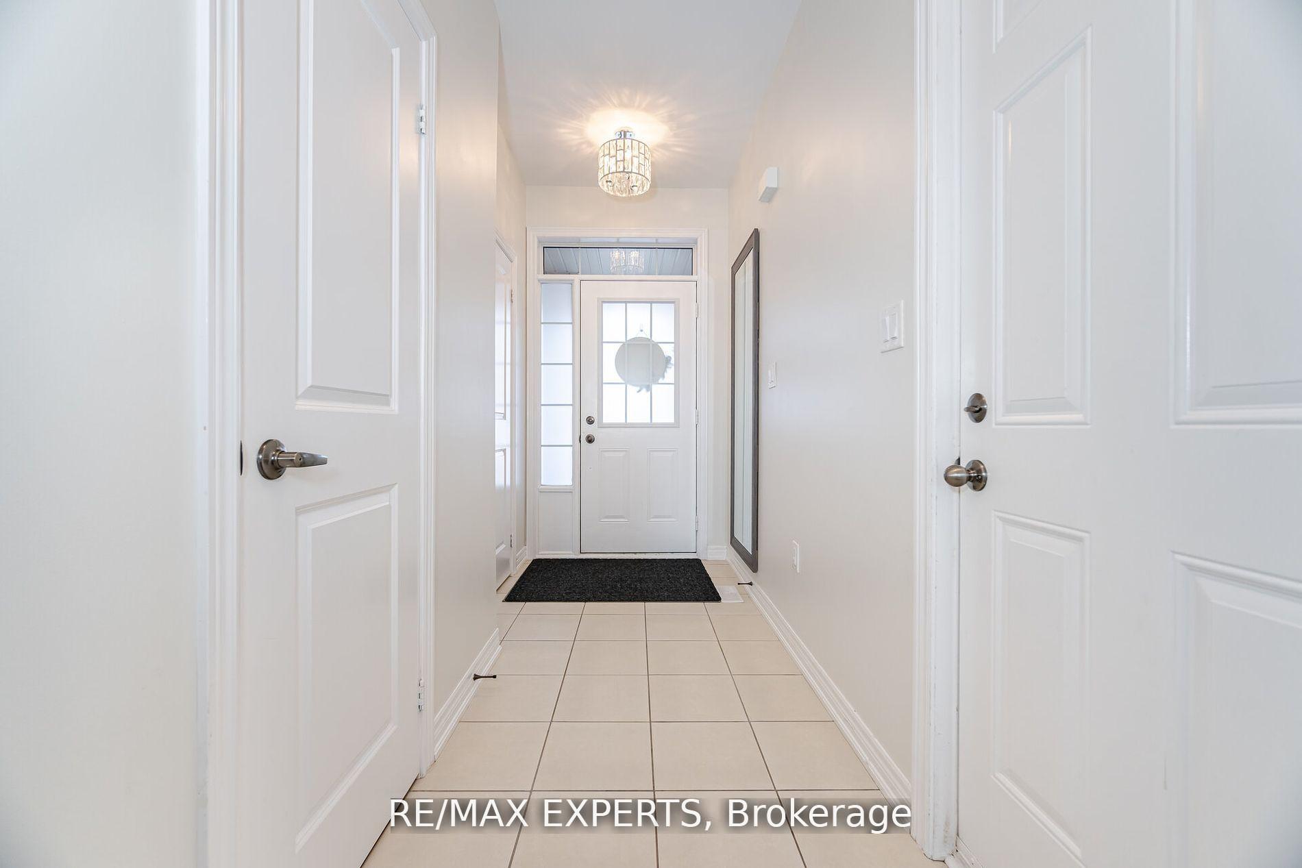 Photo 4 of 11 Tormore Road, Caledon, Bolton East — HOMEH