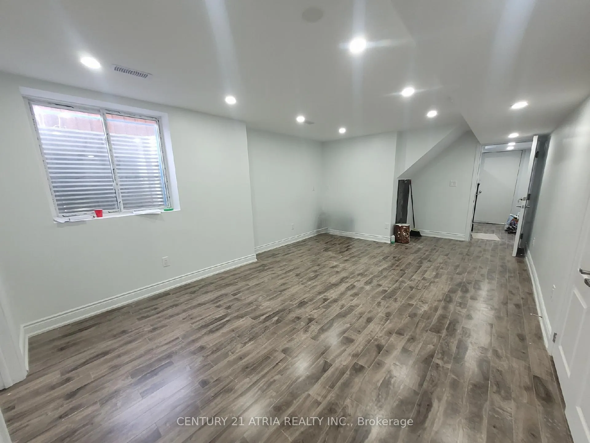 Photo 2 of 87 Zelda Road, Brampton, Sandringham-Wellington North — HOMEH