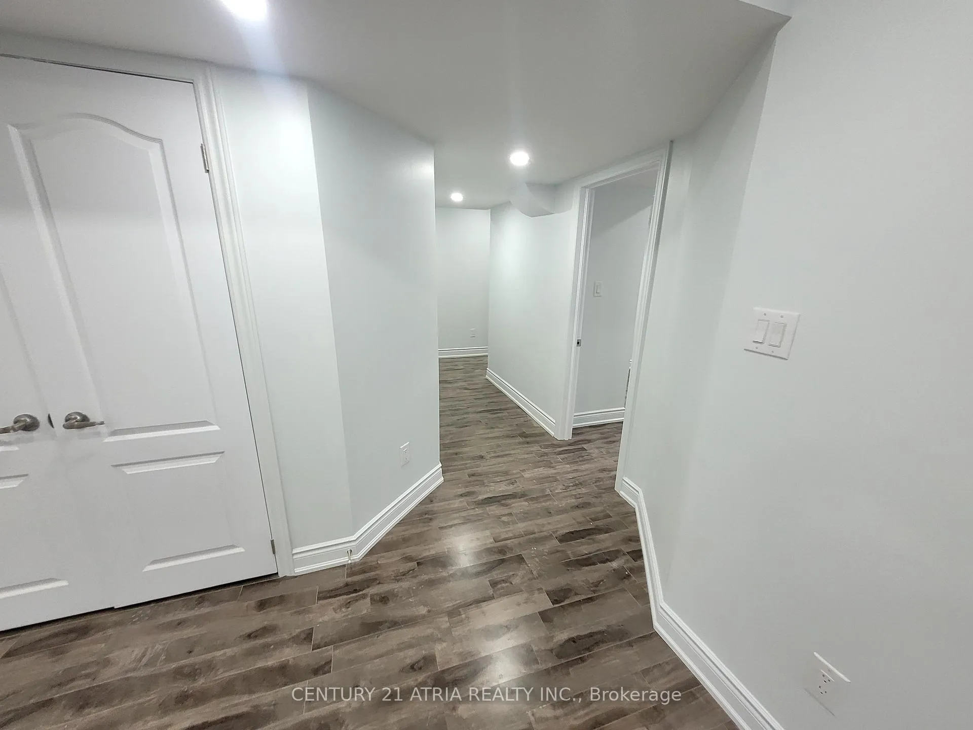 Photo 8 of 87 Zelda Road, Brampton, Sandringham-Wellington North — HOMEH