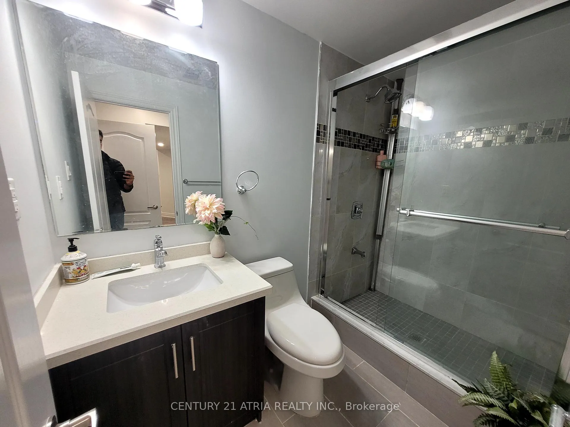 Photo 14 of 87 Zelda Road, Brampton, Sandringham-Wellington North — HOMEH