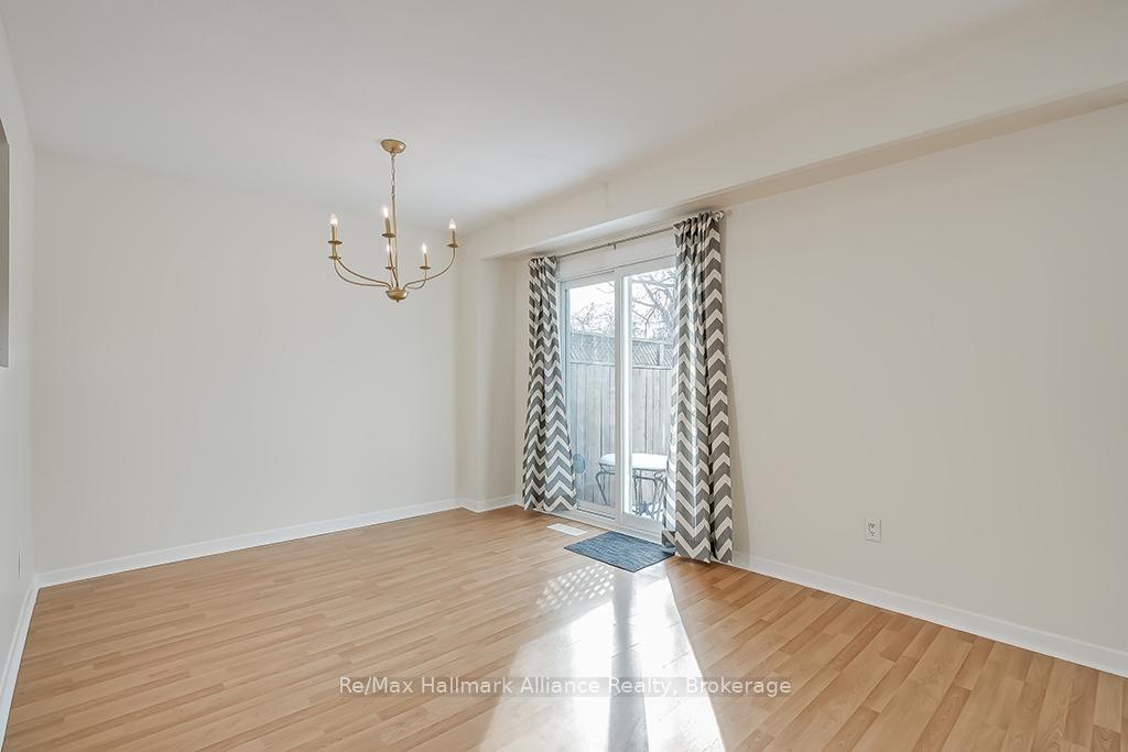 Photo 12 of Unit 14, 1580 Lancaster Drive, Oakville, Falgarwood — HOMEH