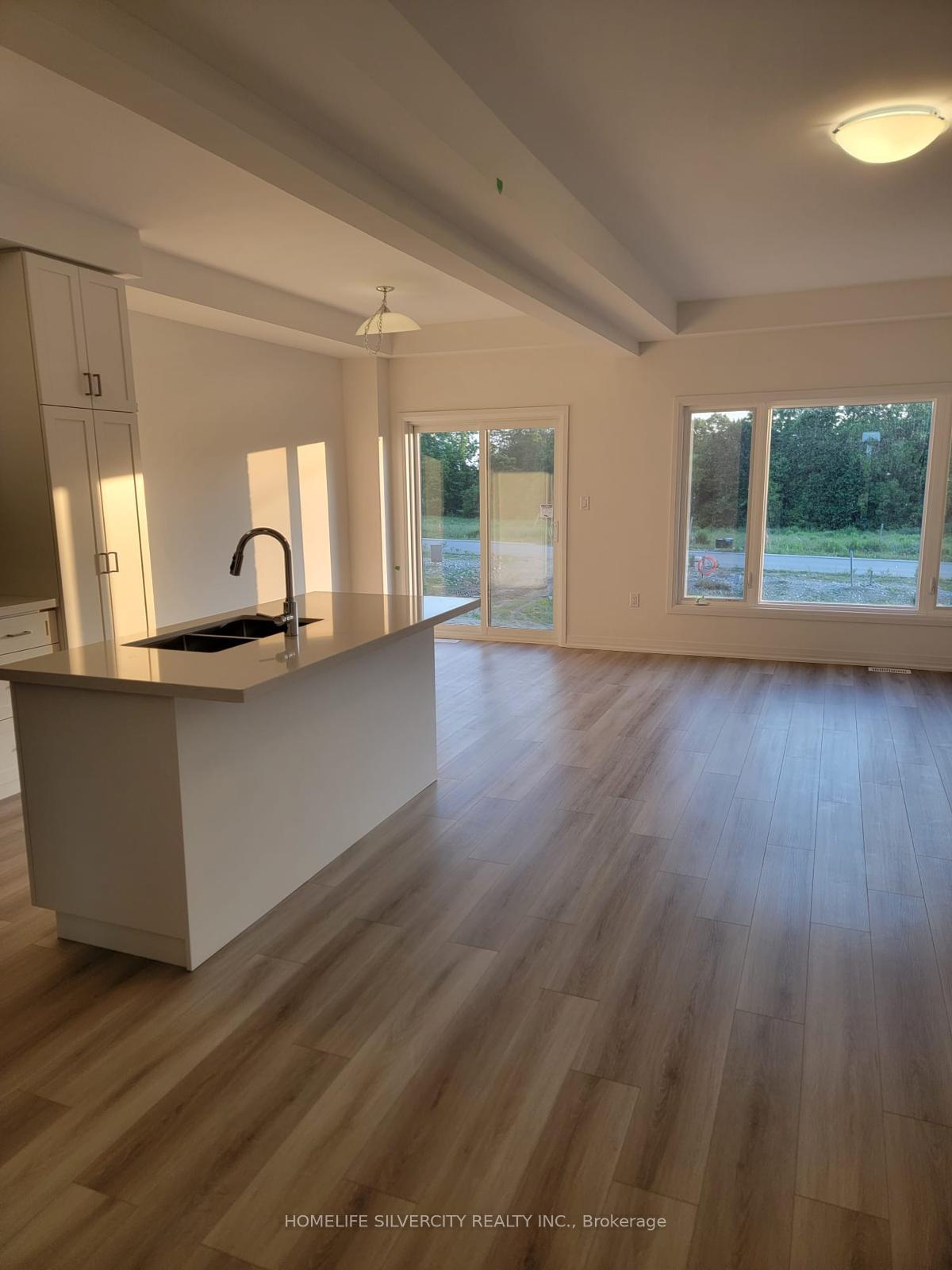 Photo 5 of 84 Gort Avenue, Brant, Paris — HOMEH