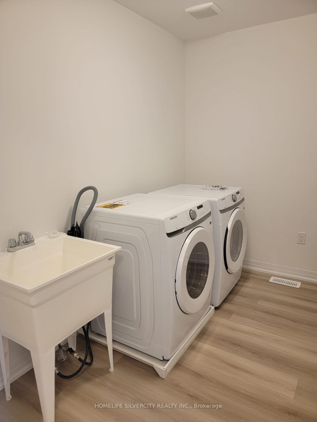 Photo 19 of 84 Gort Avenue, Brant, Paris — HOMEH